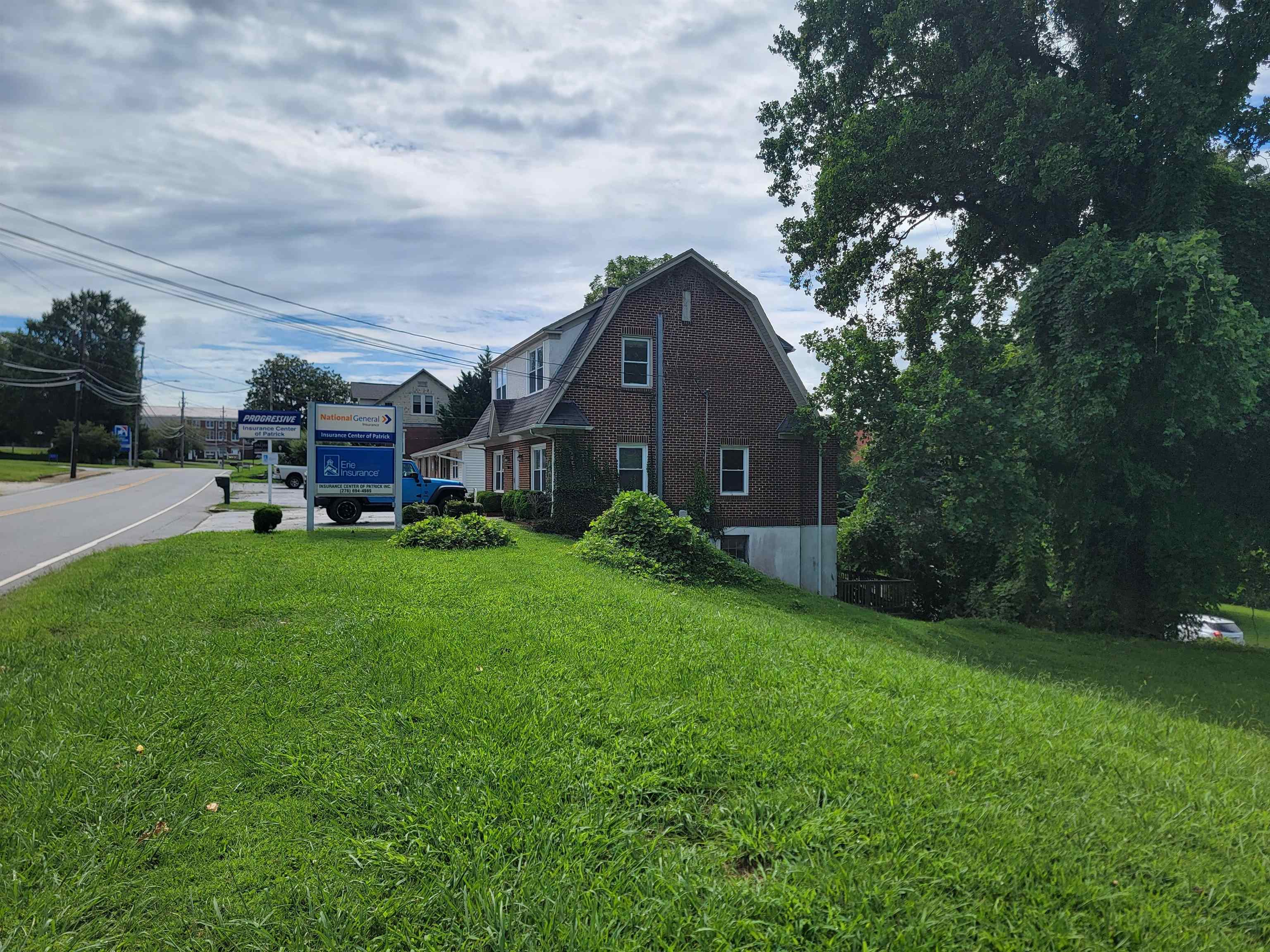 115 W Blue Ridge Street Stuart VA 24171