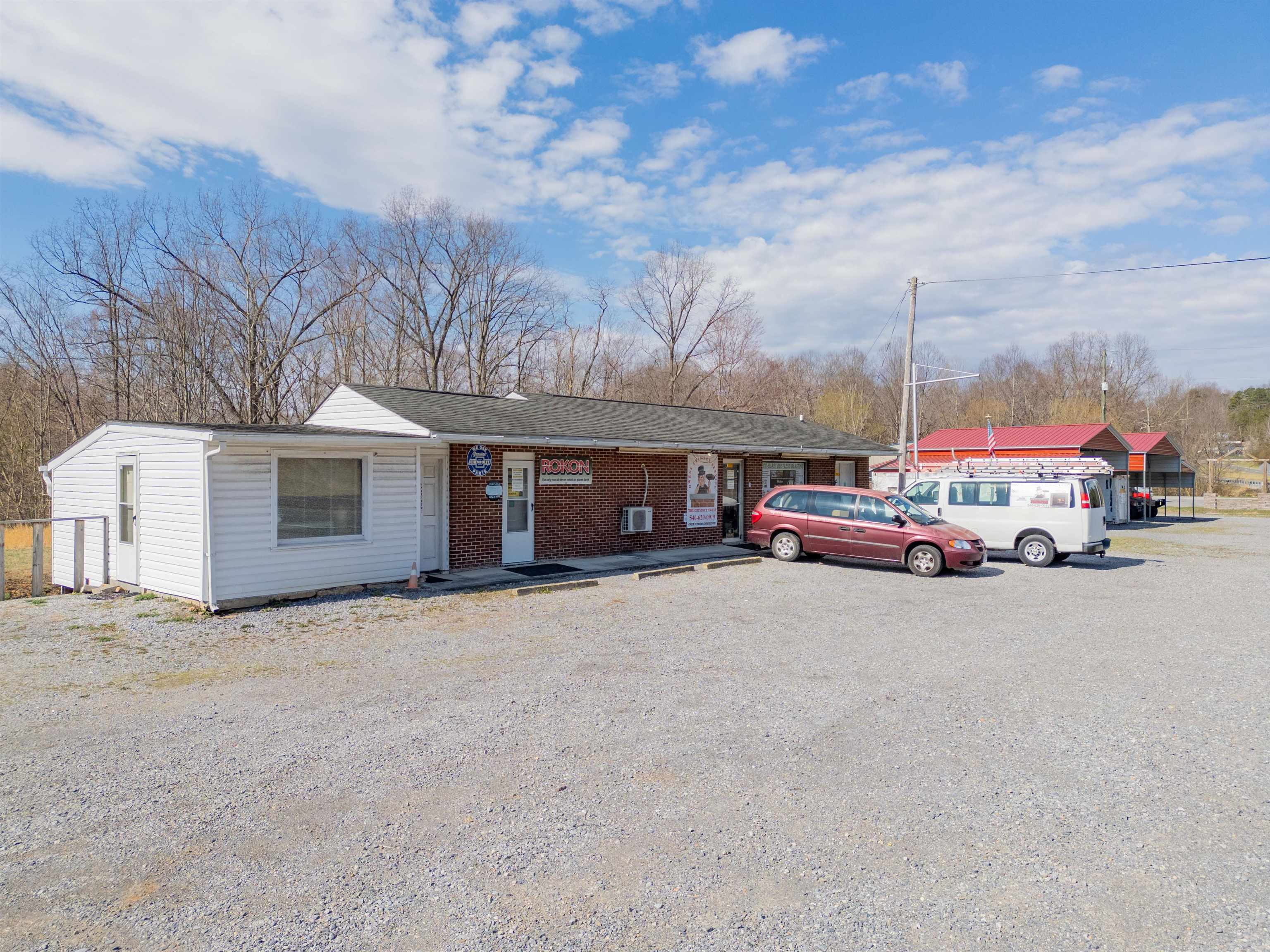 5502 Virginia Avenue Pembroke VA 24136