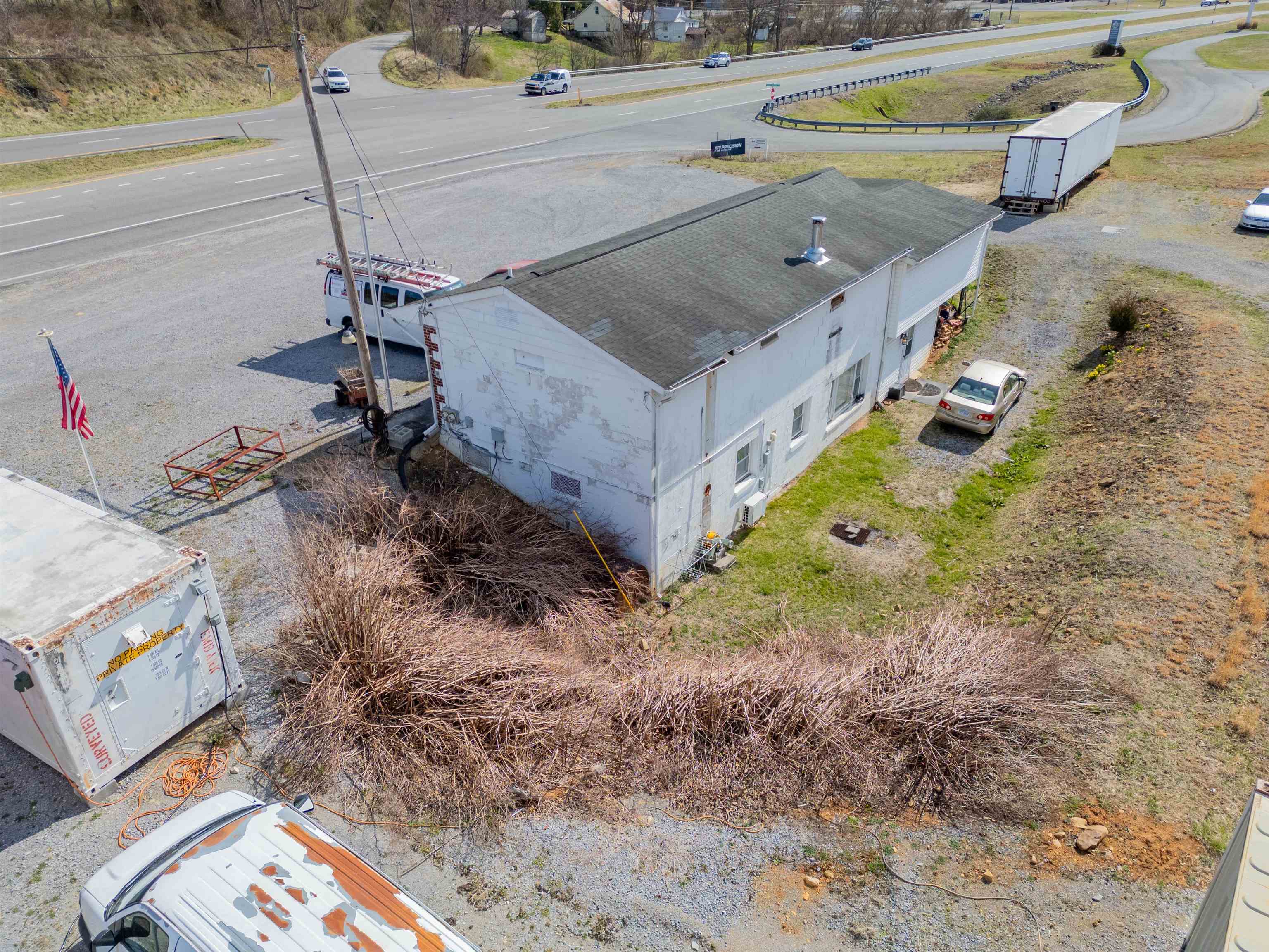 5502 Virginia Avenue Pembroke VA 24136