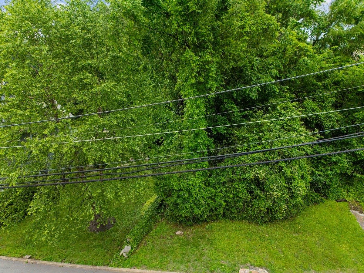 358 Main Street Narrows VA 24124