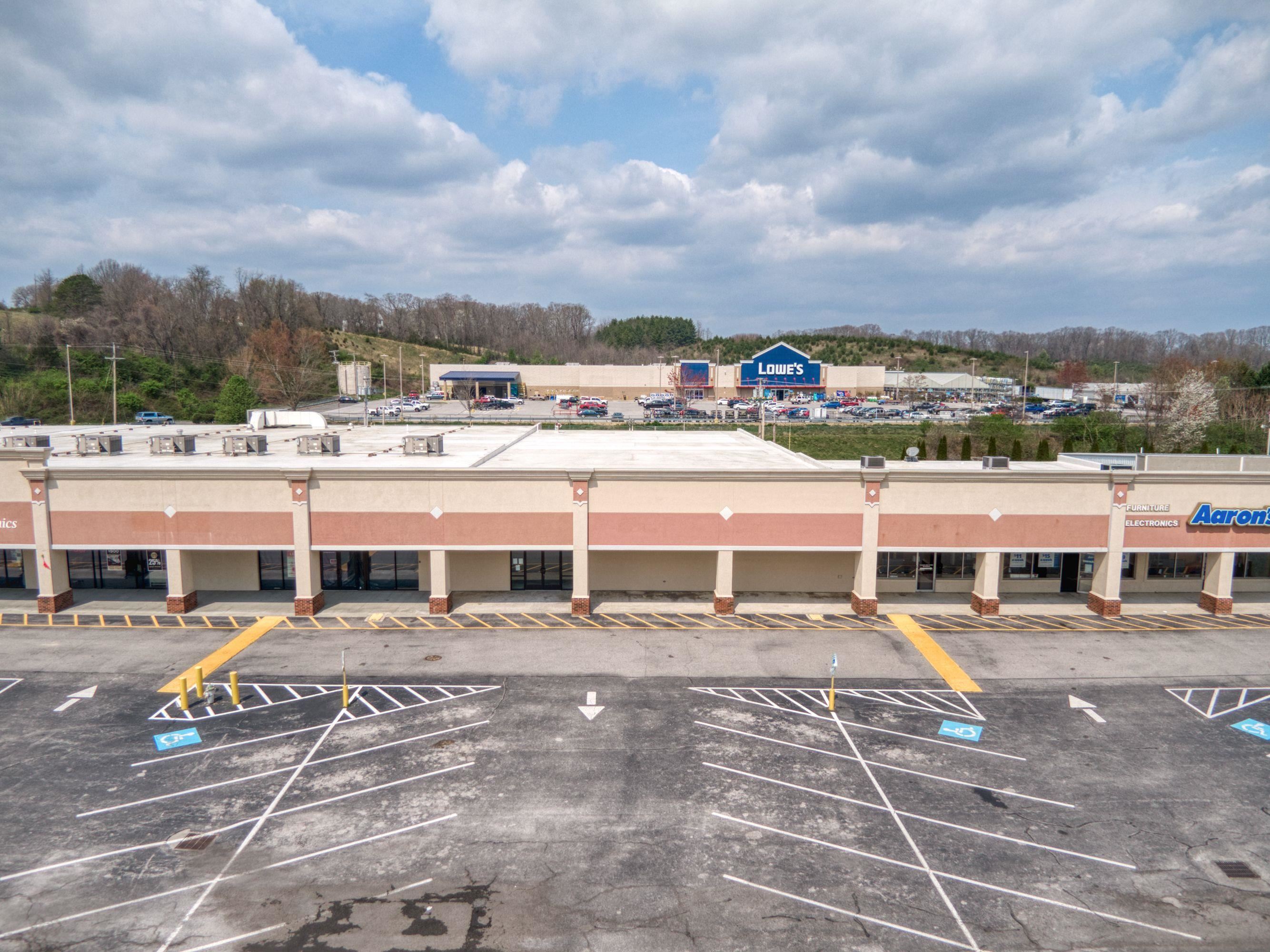 7329 Peppers Ferry Boulevard Fairlawn VA 24141