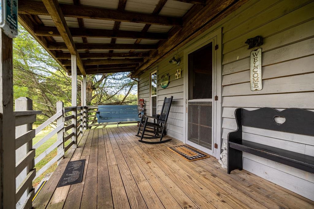 579 Volunteer Road Hillsville VA 24343