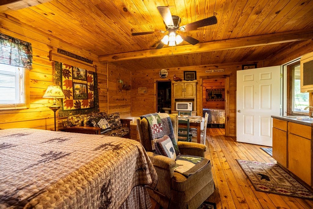 579 Volunteer Road Hillsville VA 24343