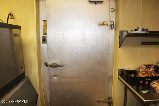 2606 E Lee Highway Wytheville VA 24382