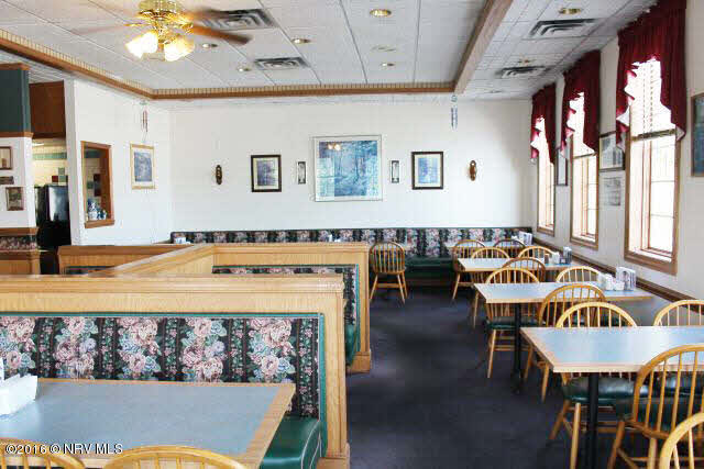 2606 E Lee Highway Wytheville VA 24382