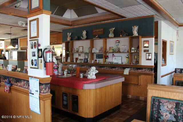 2606 E Lee Highway Wytheville VA 24382