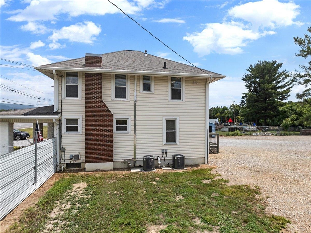 4190 W Main Street Salem VA 24153