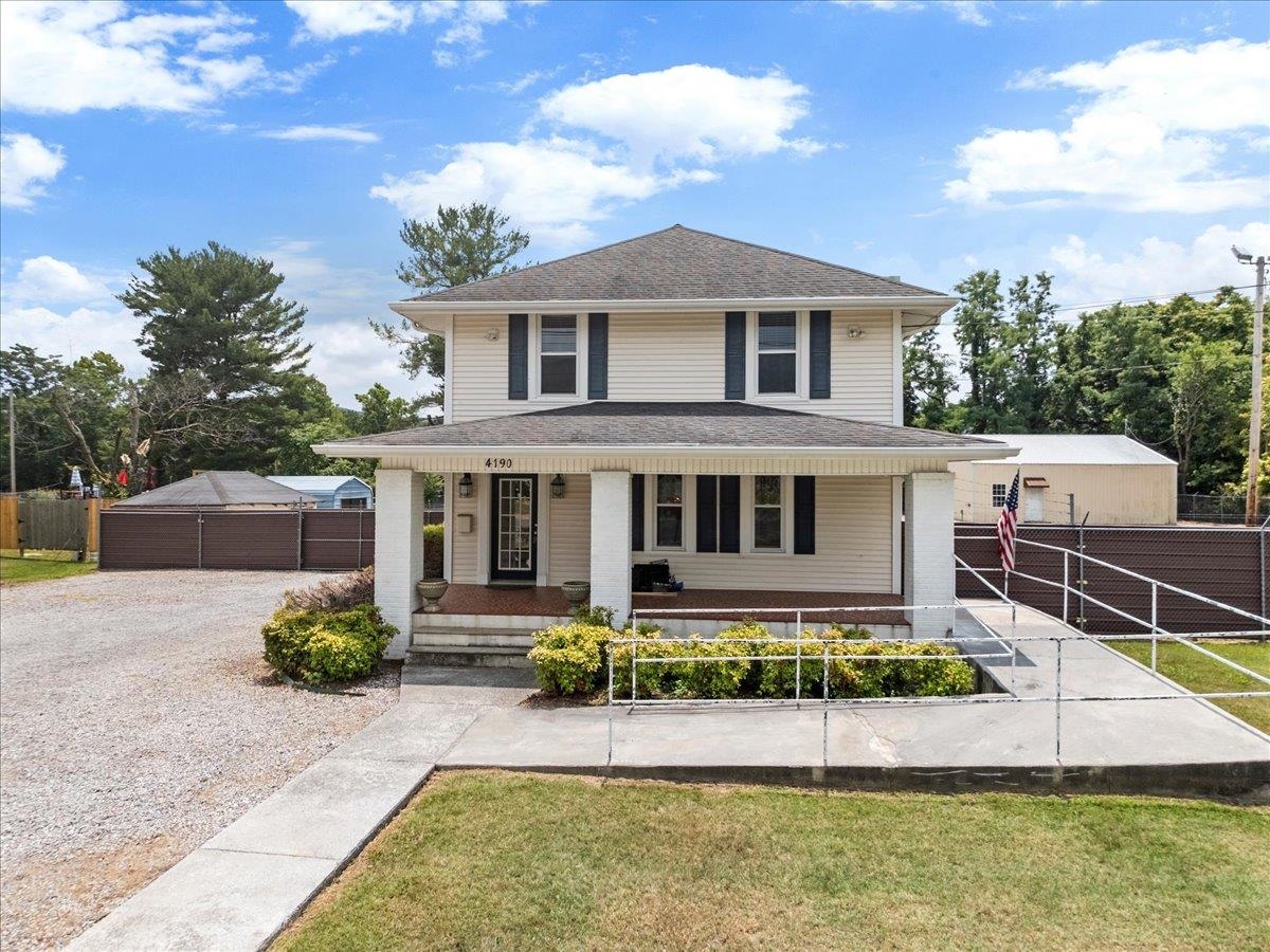 4190 W Main Street Salem VA 24153