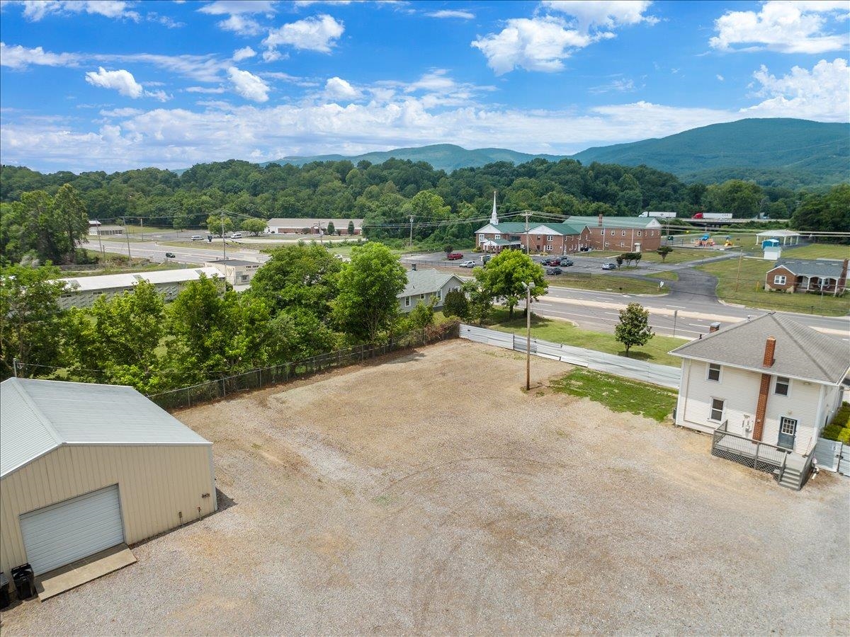 4190 W Main Street Salem VA 24153