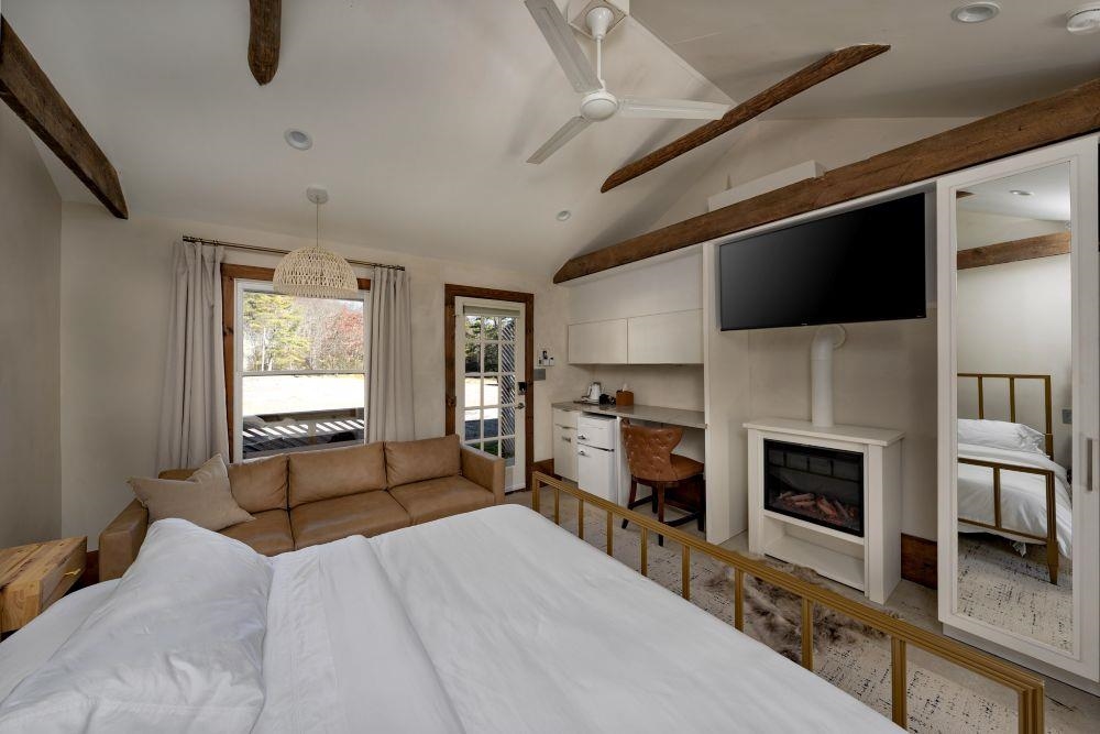 182 Woodberry Road Meadows Of Dan VA 24120