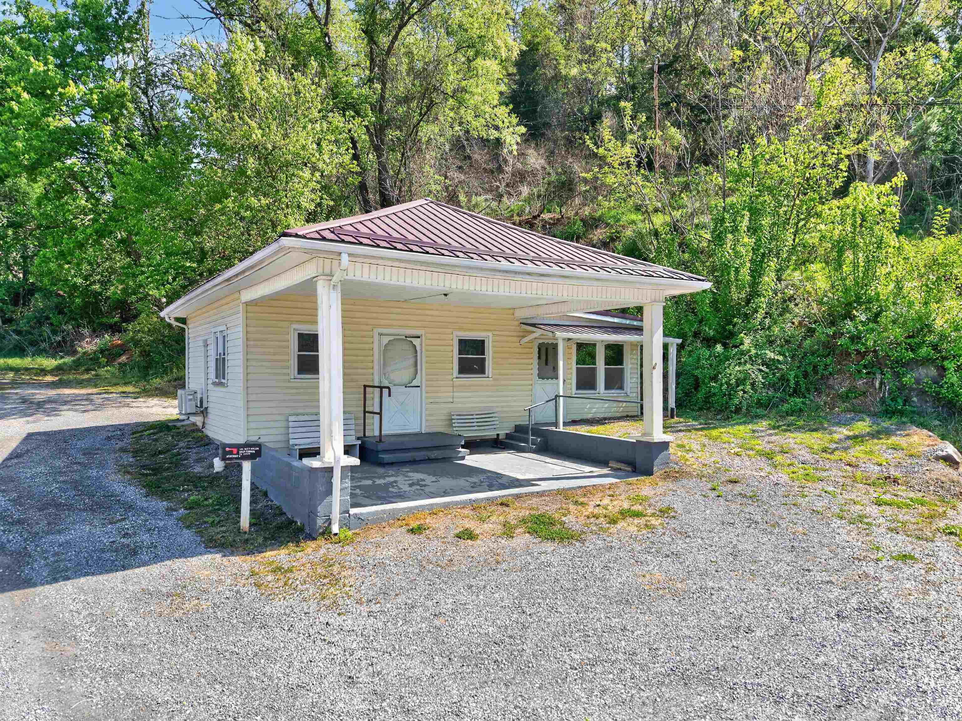 Pembroke VA, 101 Mays Hollow Road