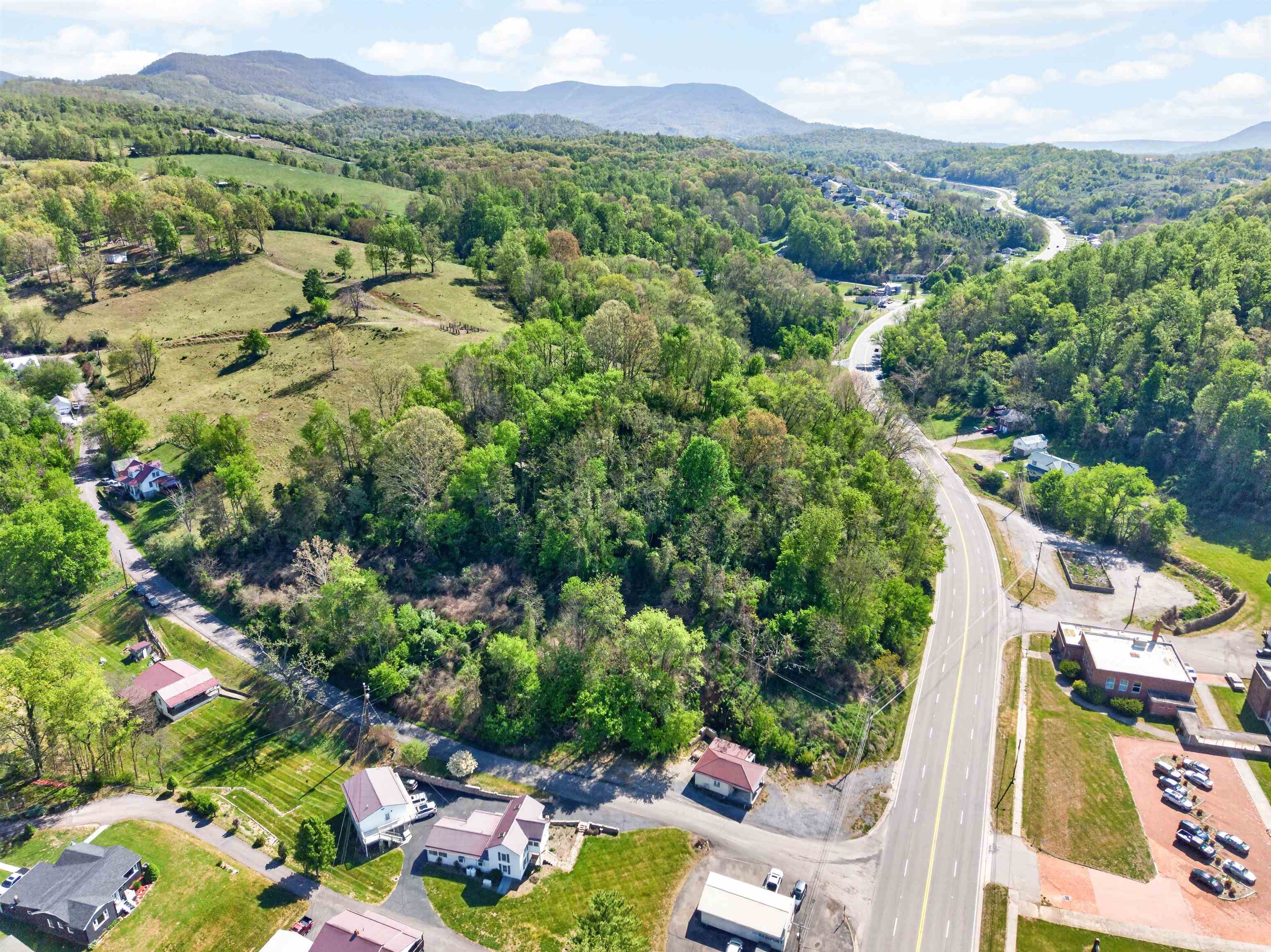 101 Mays Hollow Road Pembroke VA 24136