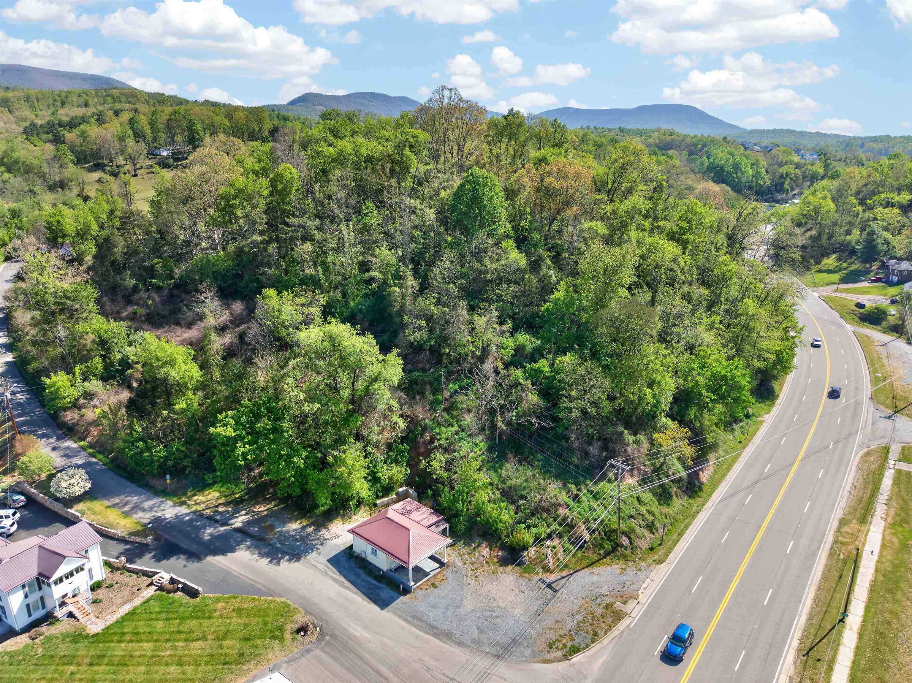 101 Mays Hollow Road Pembroke VA 24136