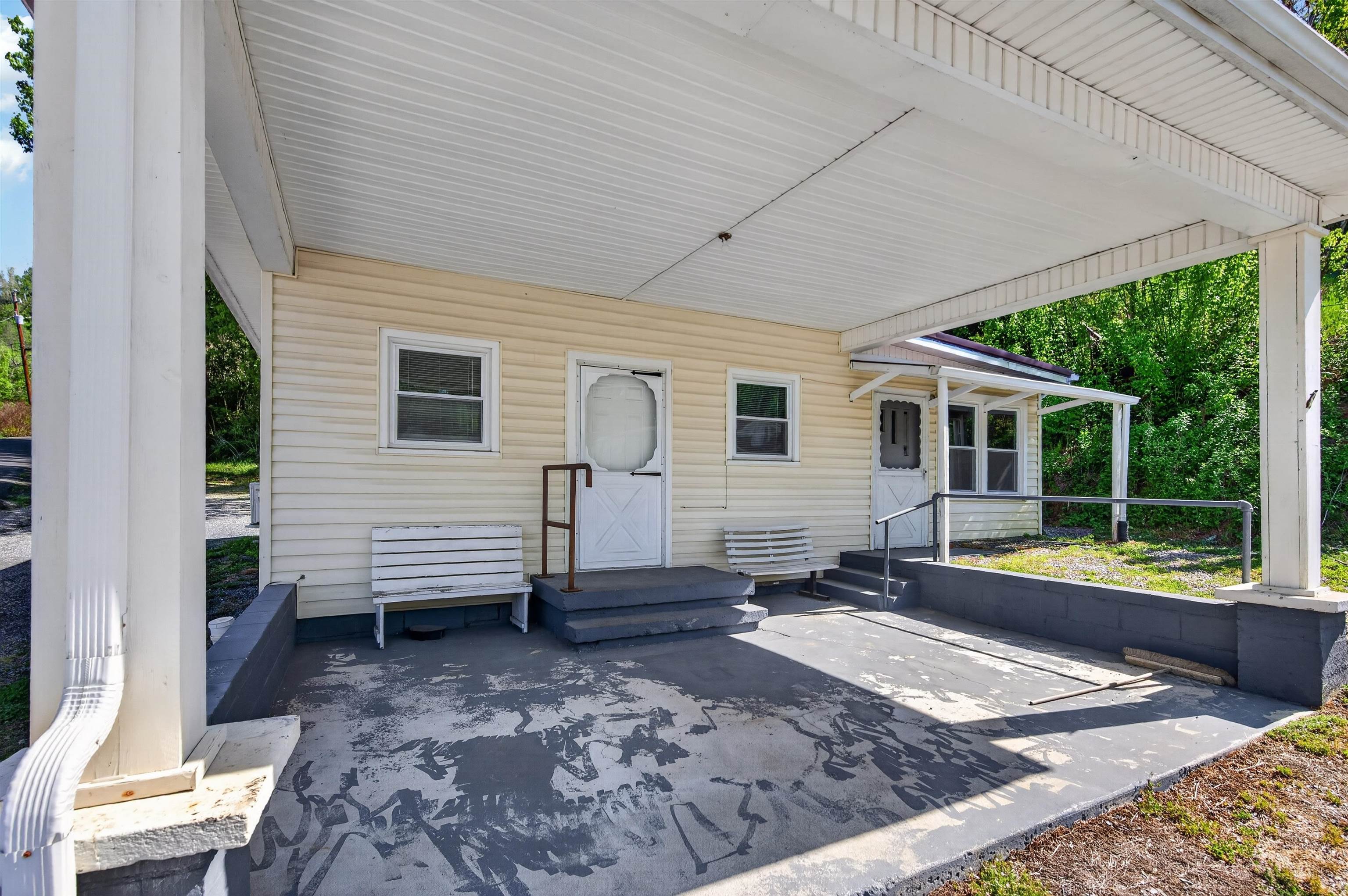 101 Mays Hollow Road Pembroke VA 24136