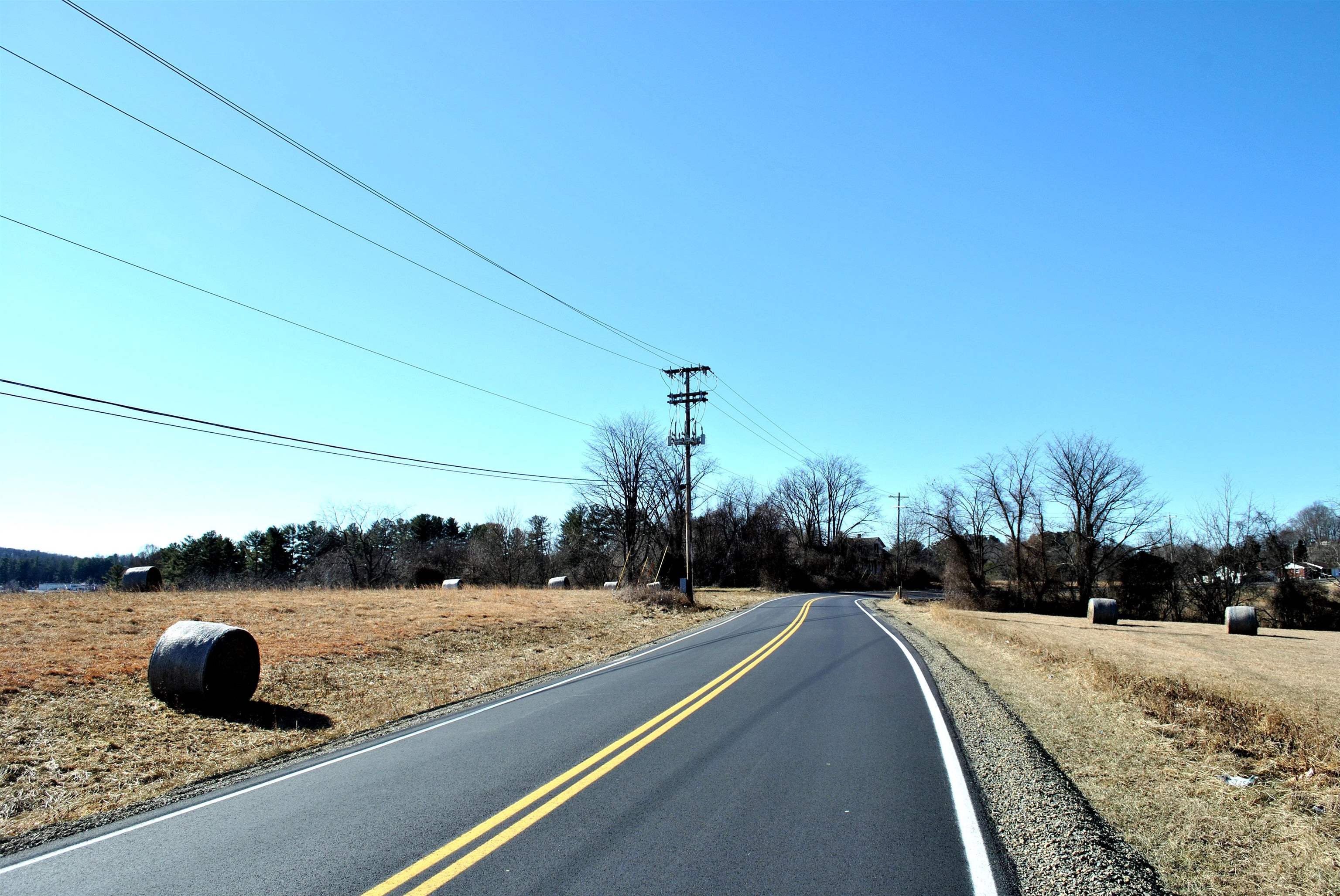 313 Airport Road Hillsville VA 24343