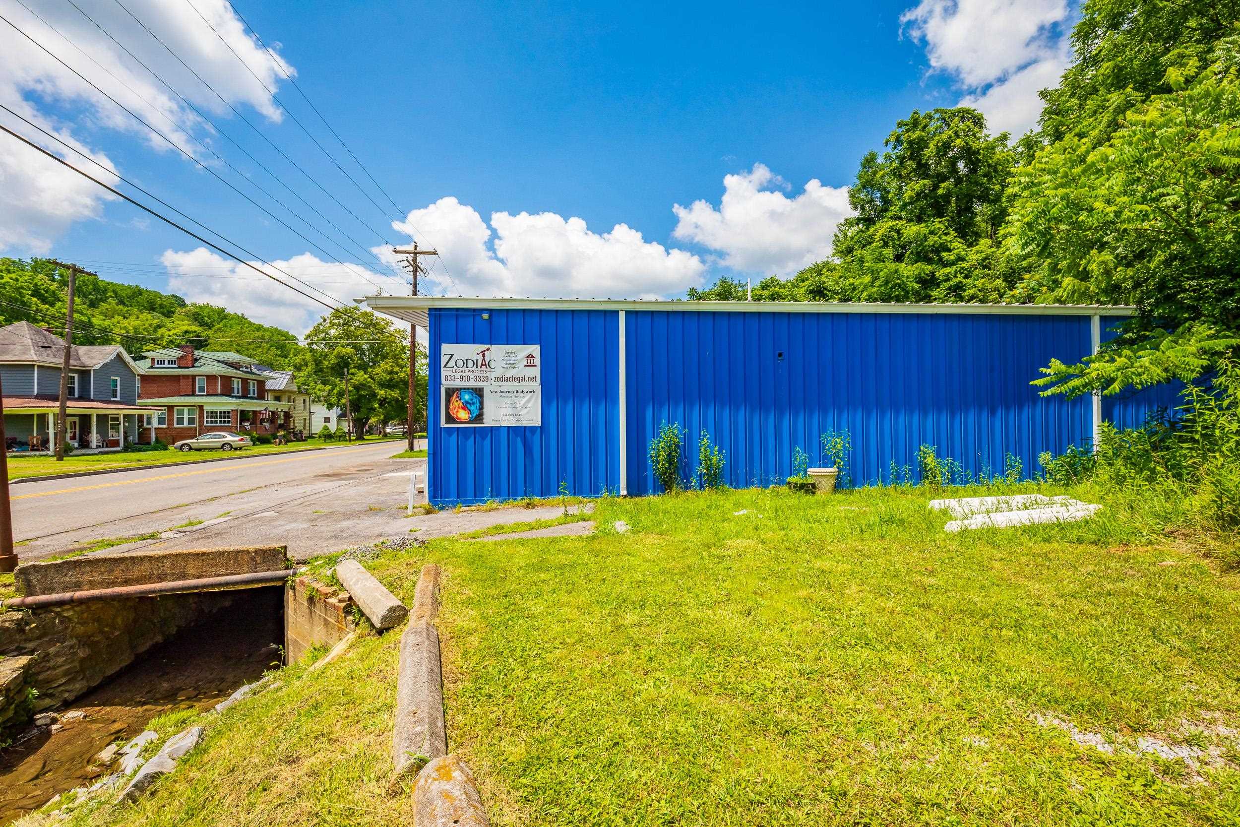 302 Virginia Avenue Bluefield VA 24605