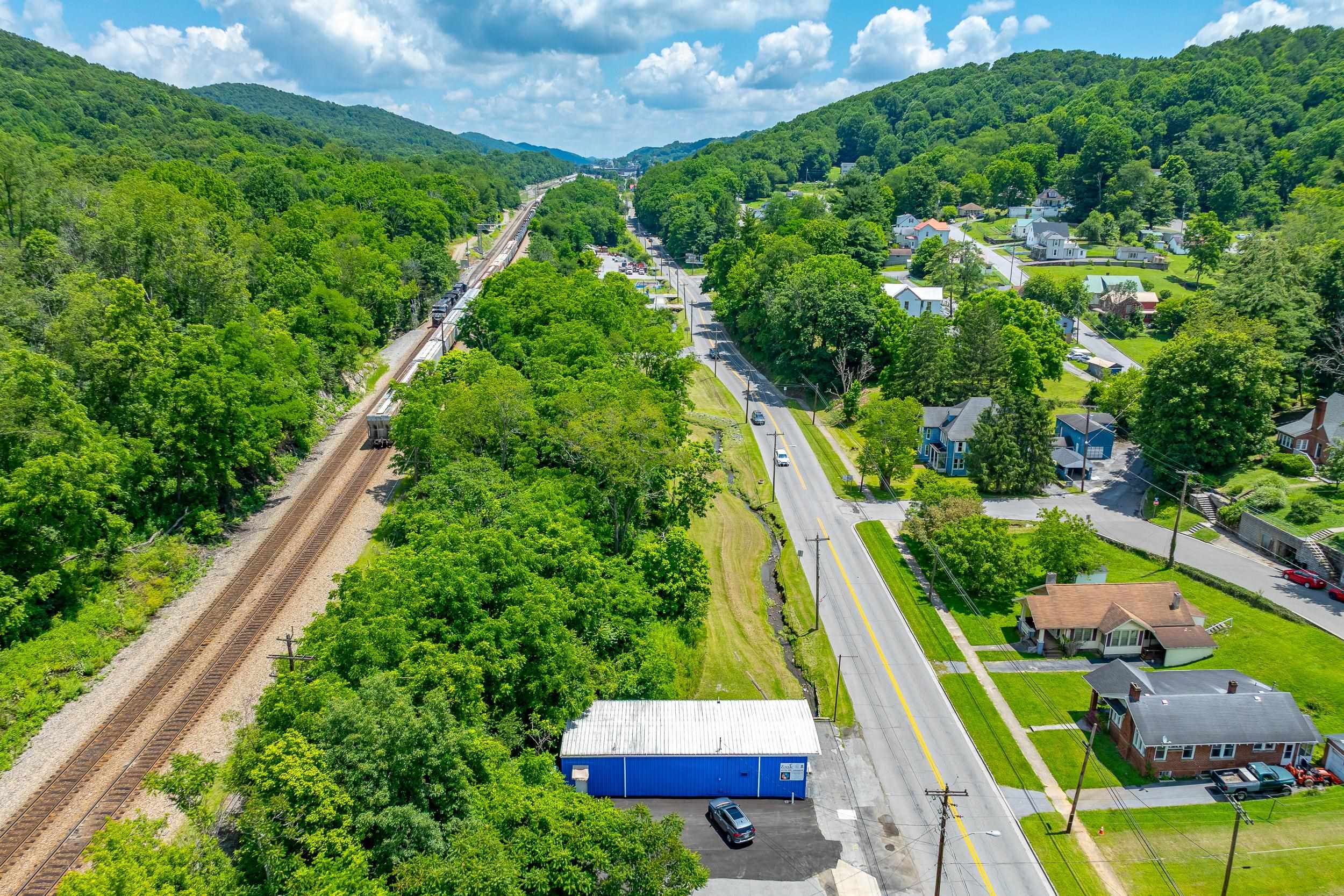 302 Virginia Avenue Bluefield VA 24605