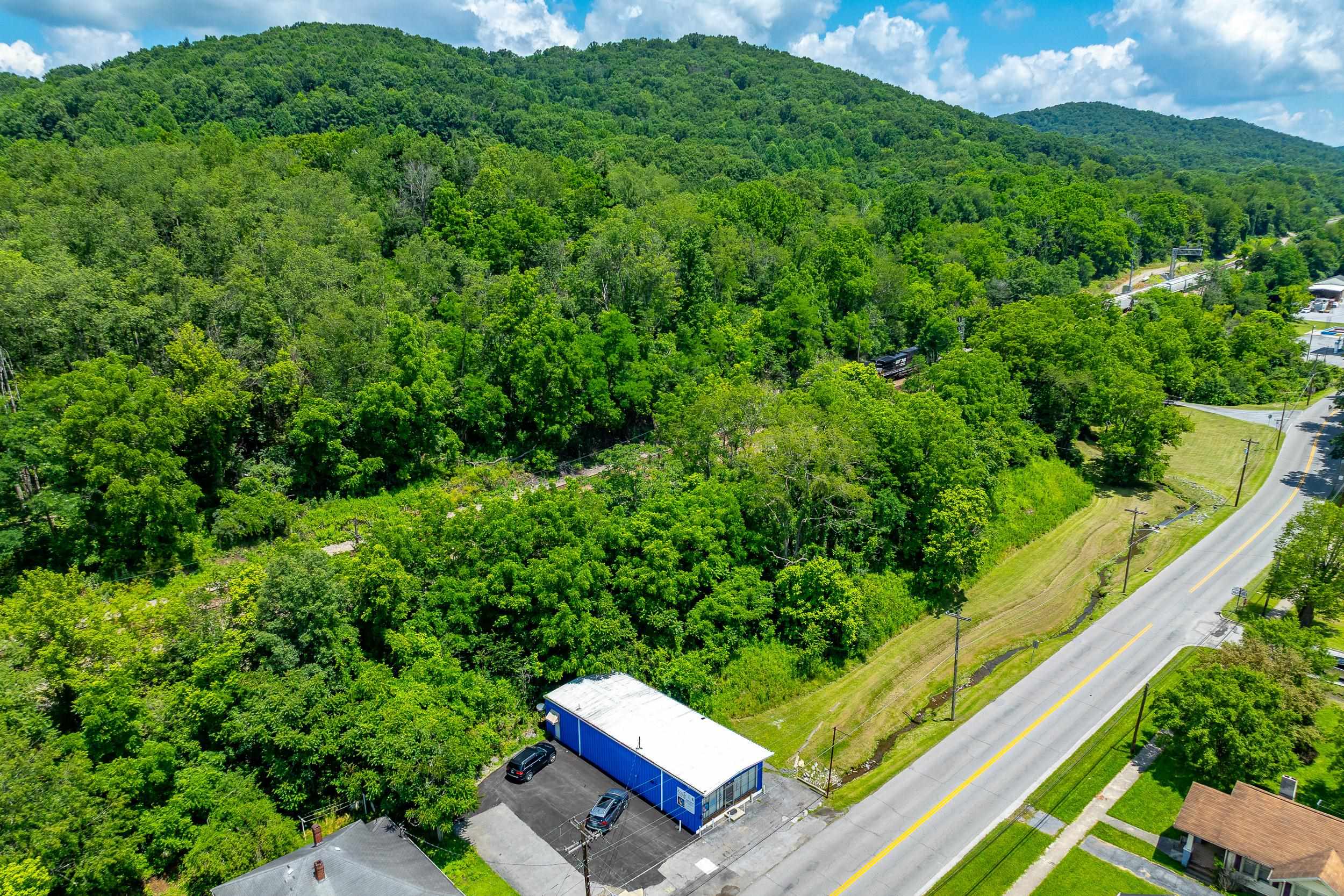 302 Virginia Avenue Bluefield VA 24605