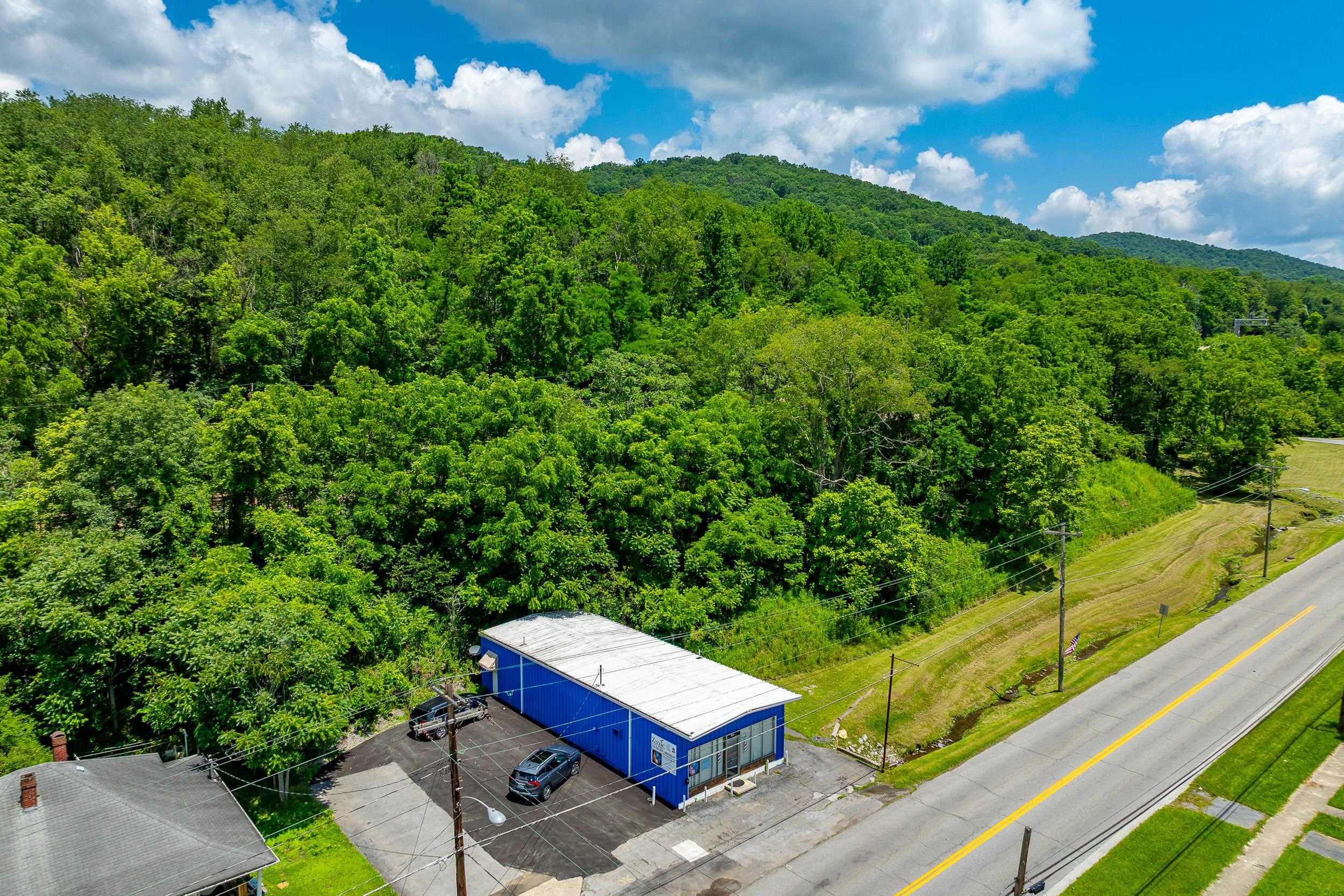 302 Virginia Avenue Bluefield VA 24605