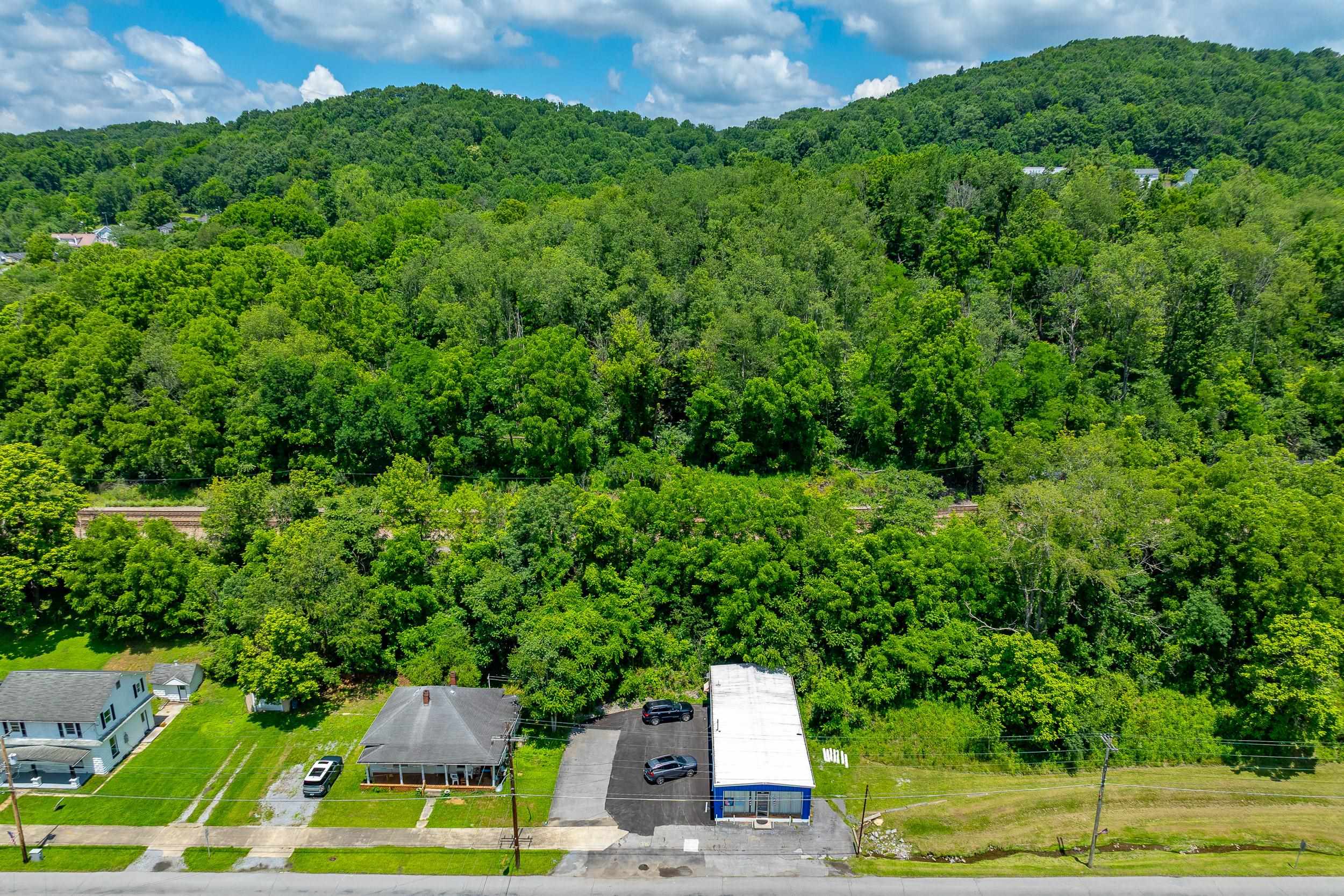 302 Virginia Avenue Bluefield VA 24605