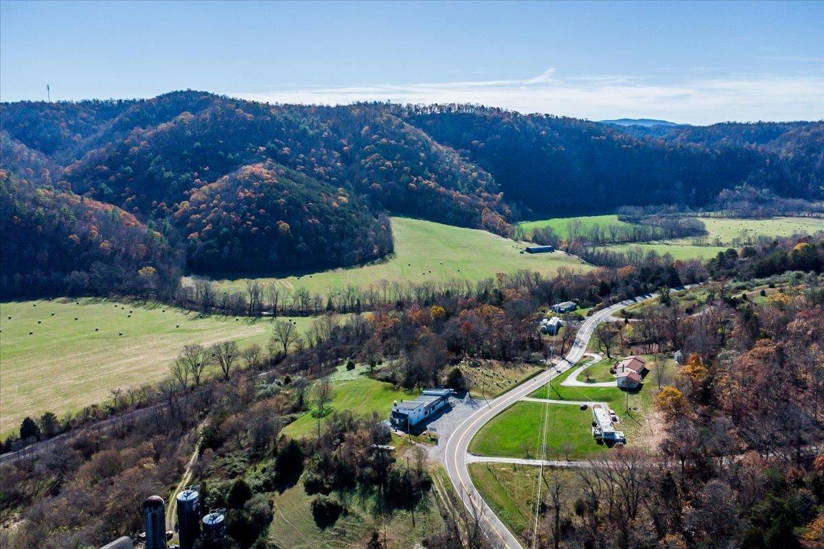 3199 Northfork Road Elliston VA 24087