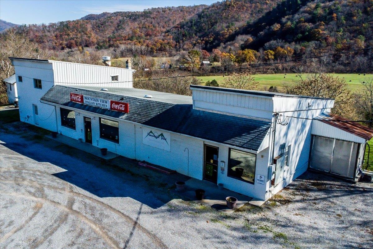 3199 Northfork Road Elliston VA 24087