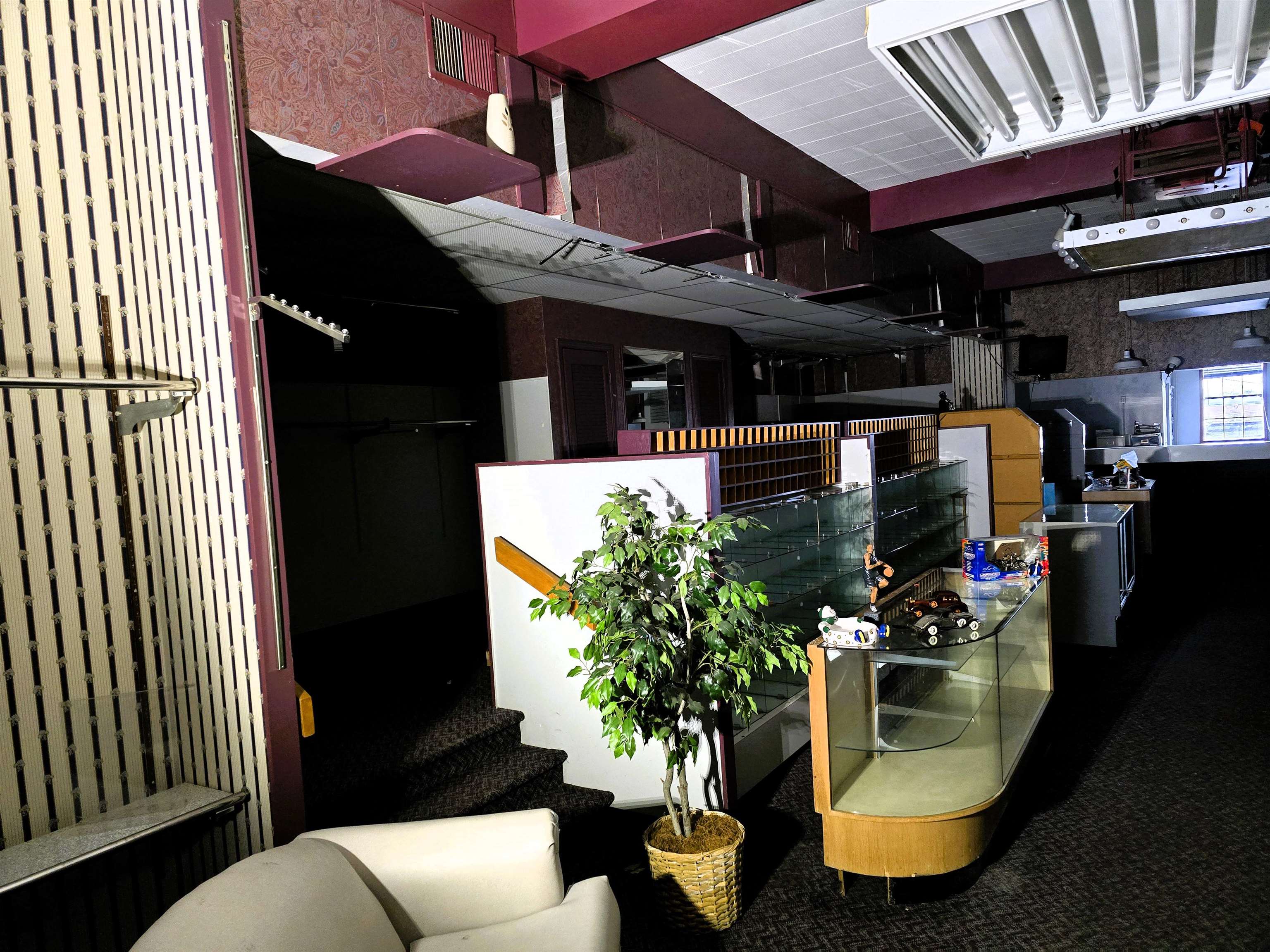 29 E Main Street Martinsville VA 24112