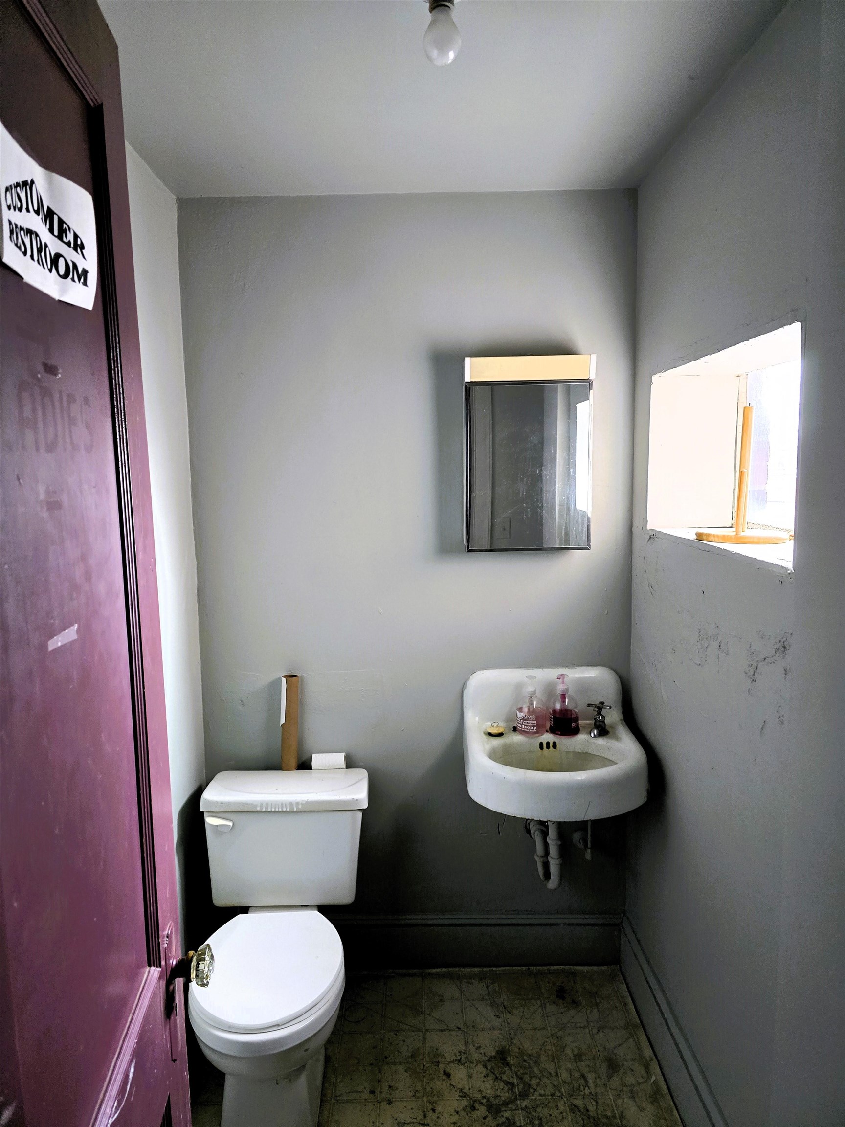 29 E Main Street Martinsville VA 24112