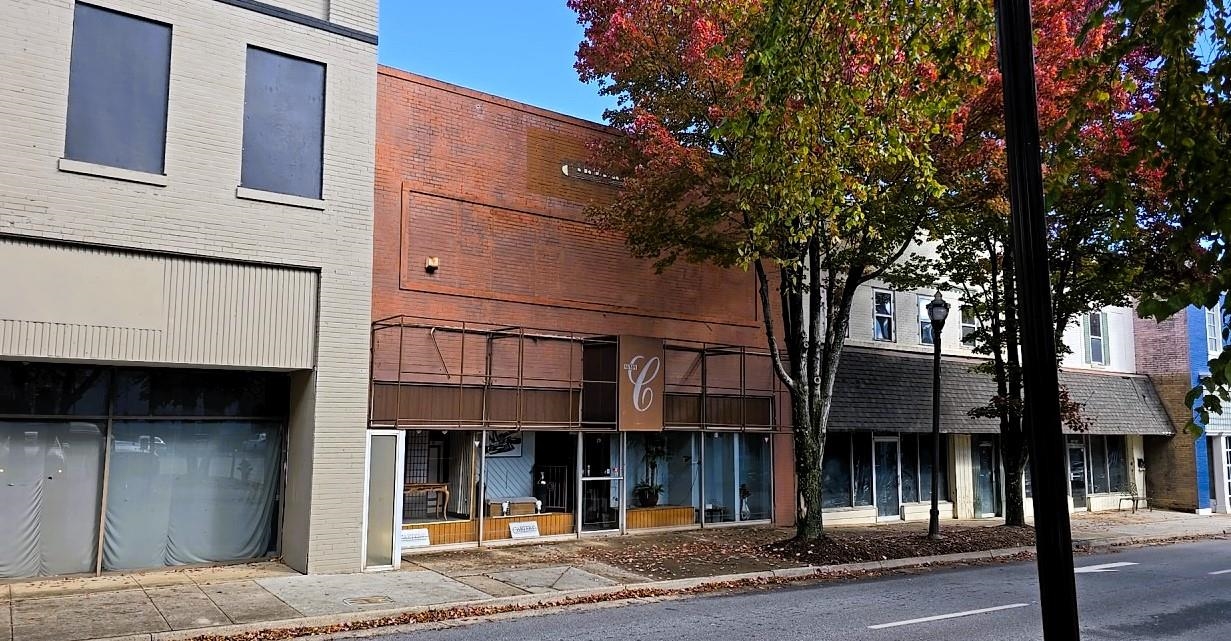 29 E Main Street Martinsville VA 24112