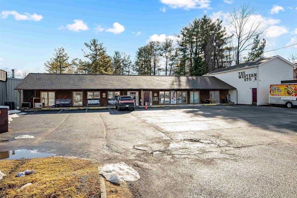 3015 Franklin Street N Christiansburg VA 24073