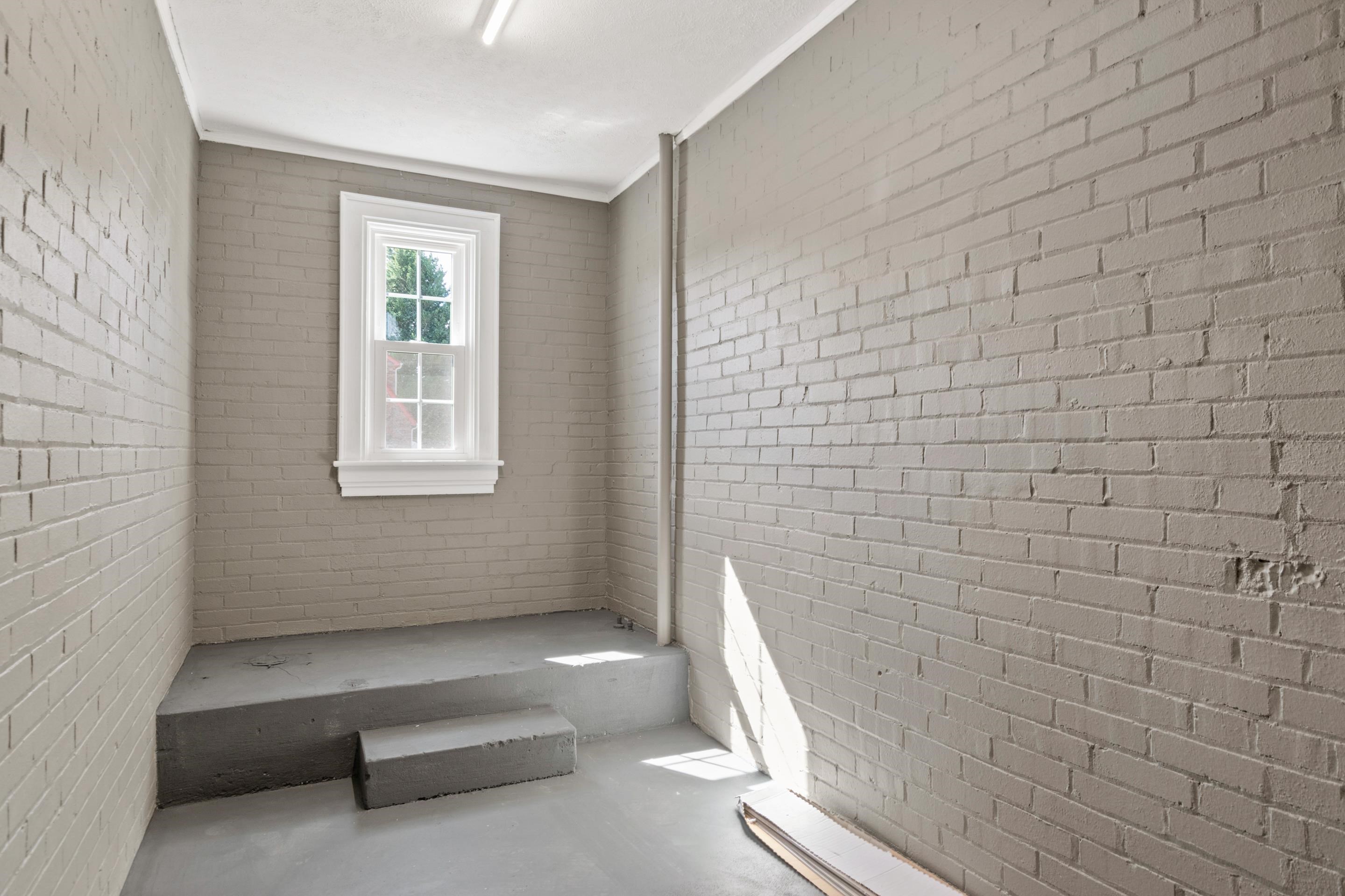 44 4th Street NW Pulaski VA 24301