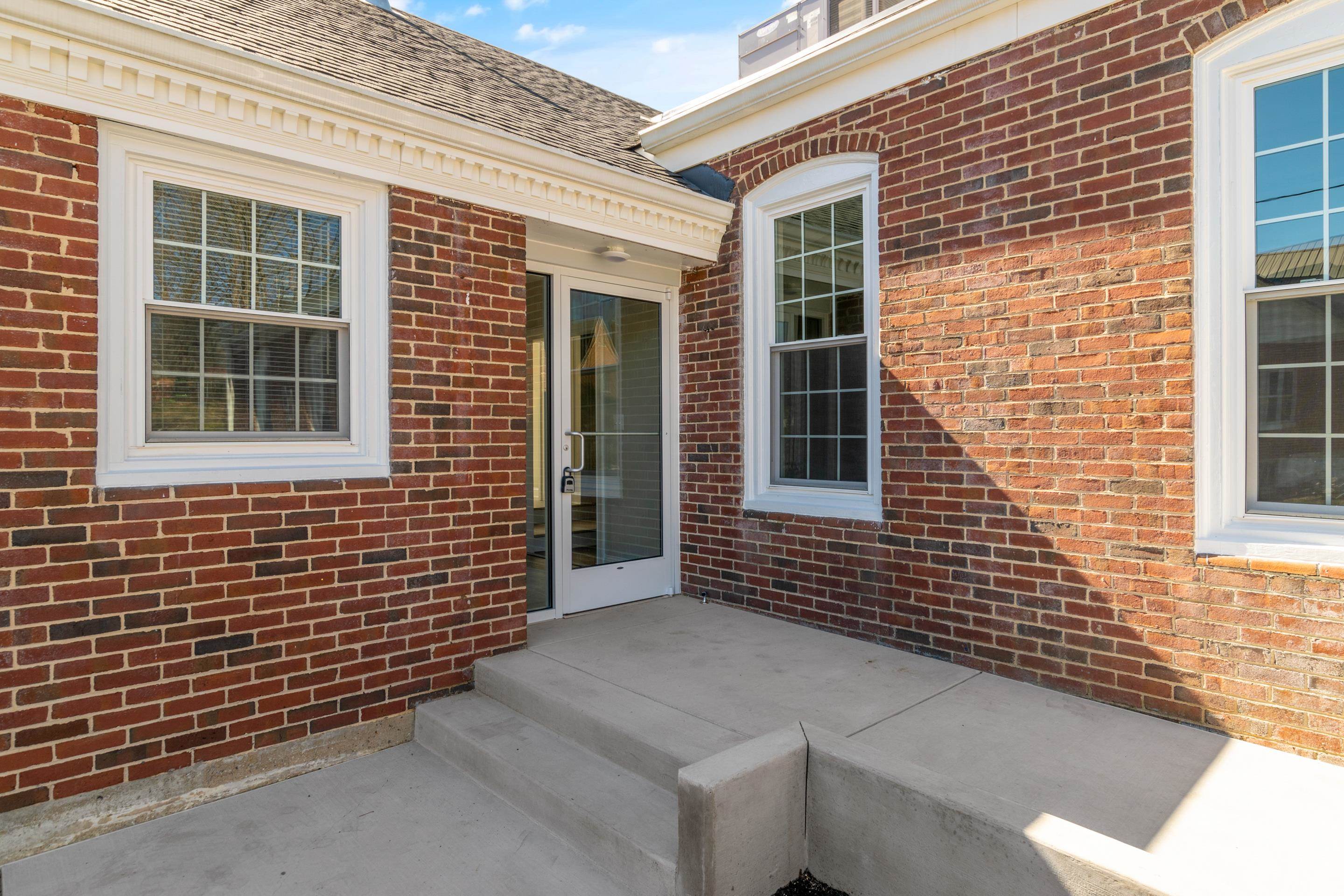 44 4th Street NW Pulaski VA 24301