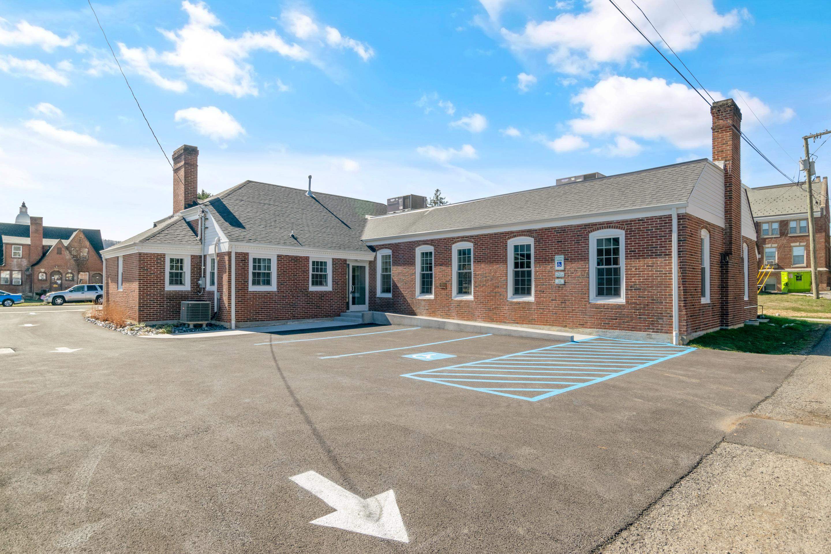 44 4th Street NW Pulaski VA 24301