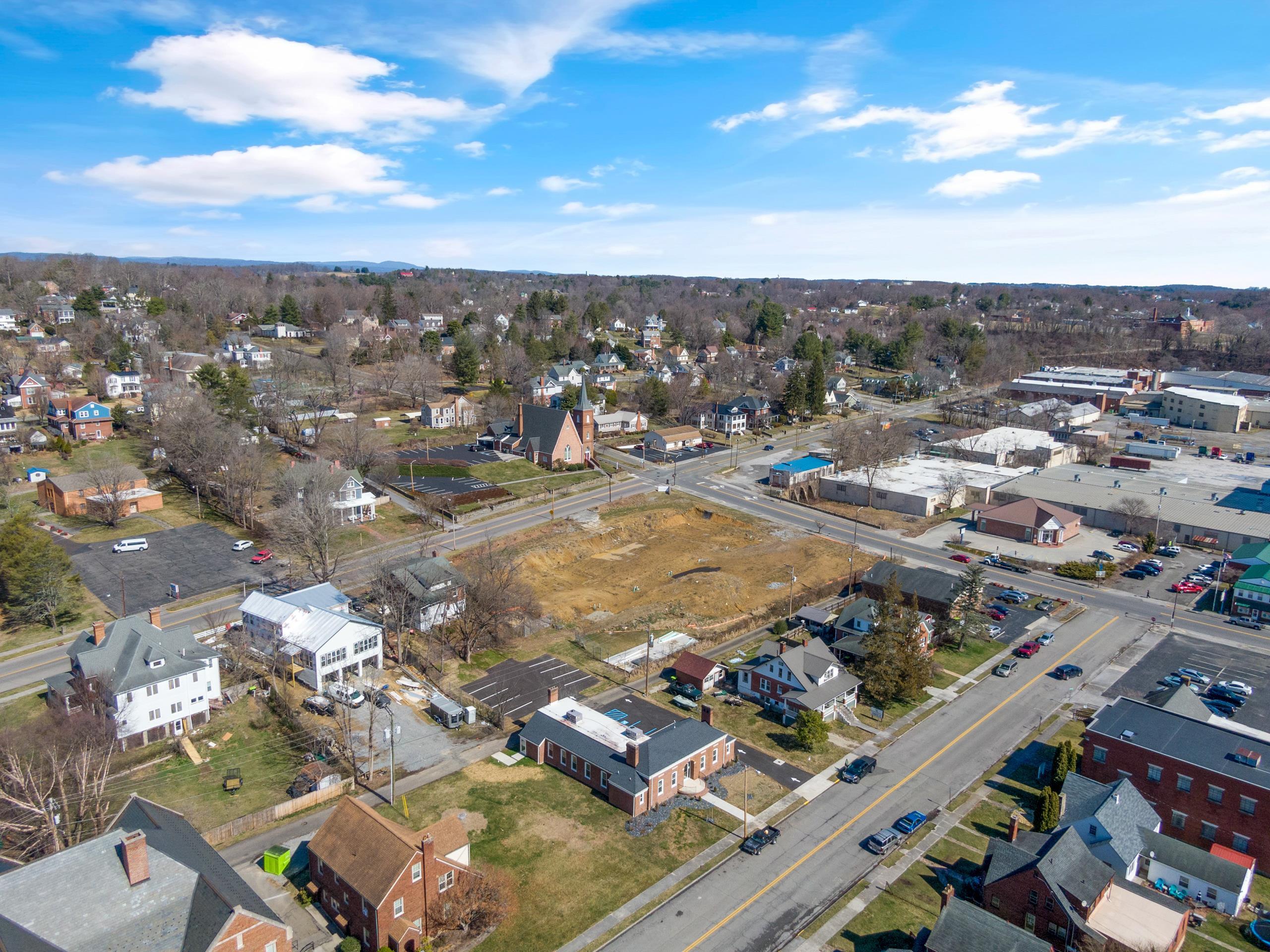 44 4th Street NW Pulaski VA 24301