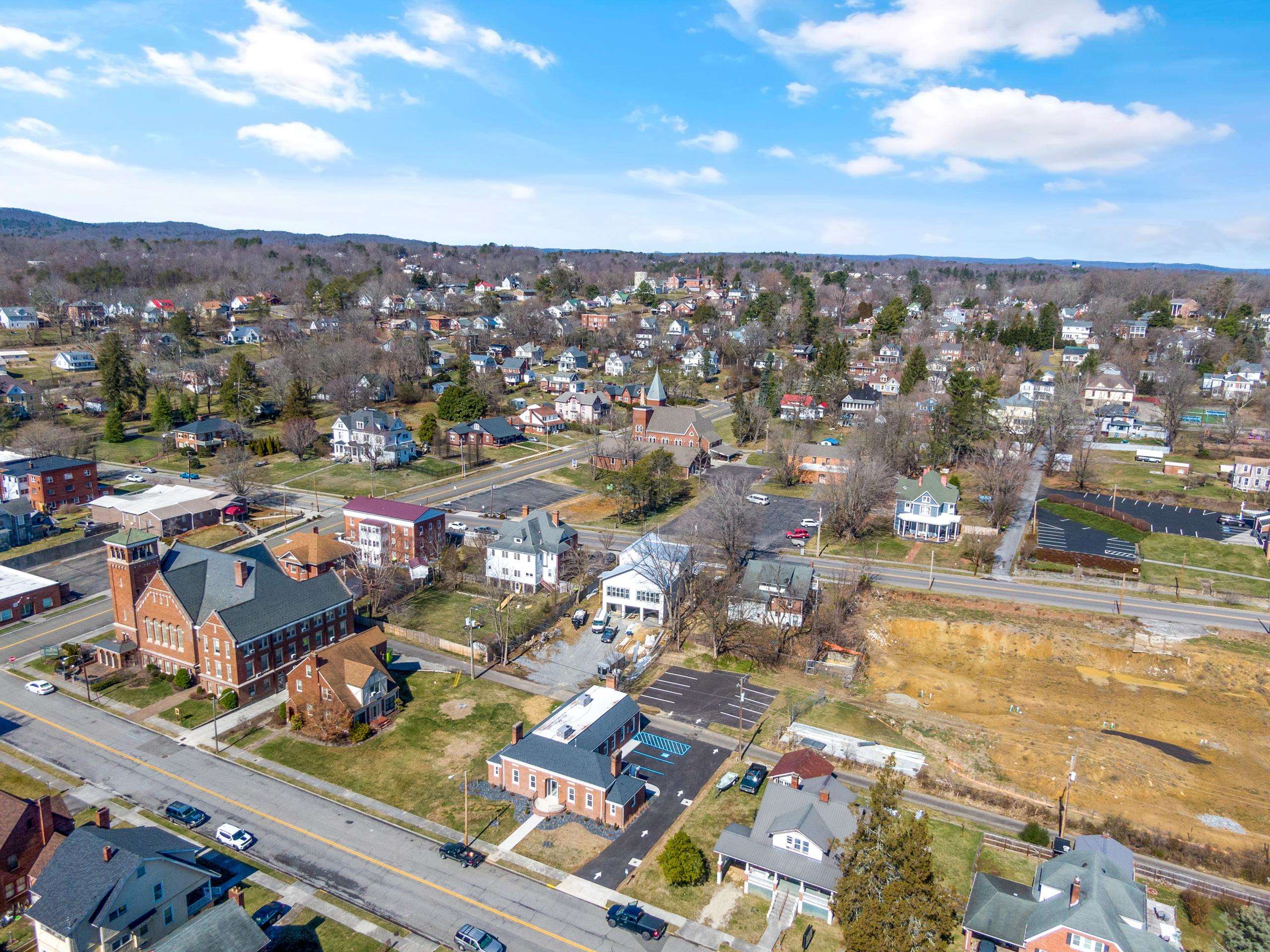 44 4th Street NW Pulaski VA 24301