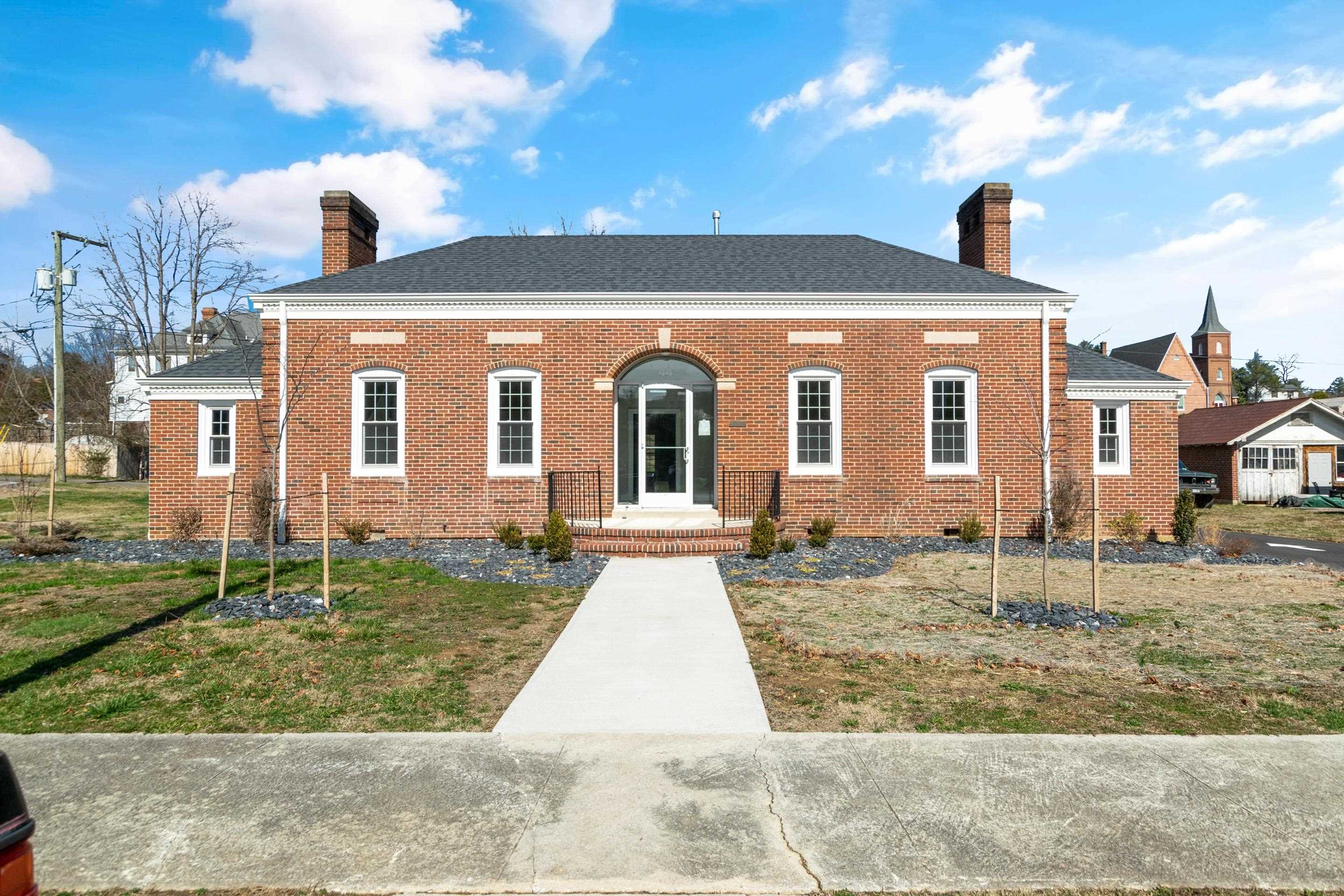 44 4th Street NW Pulaski VA 24301