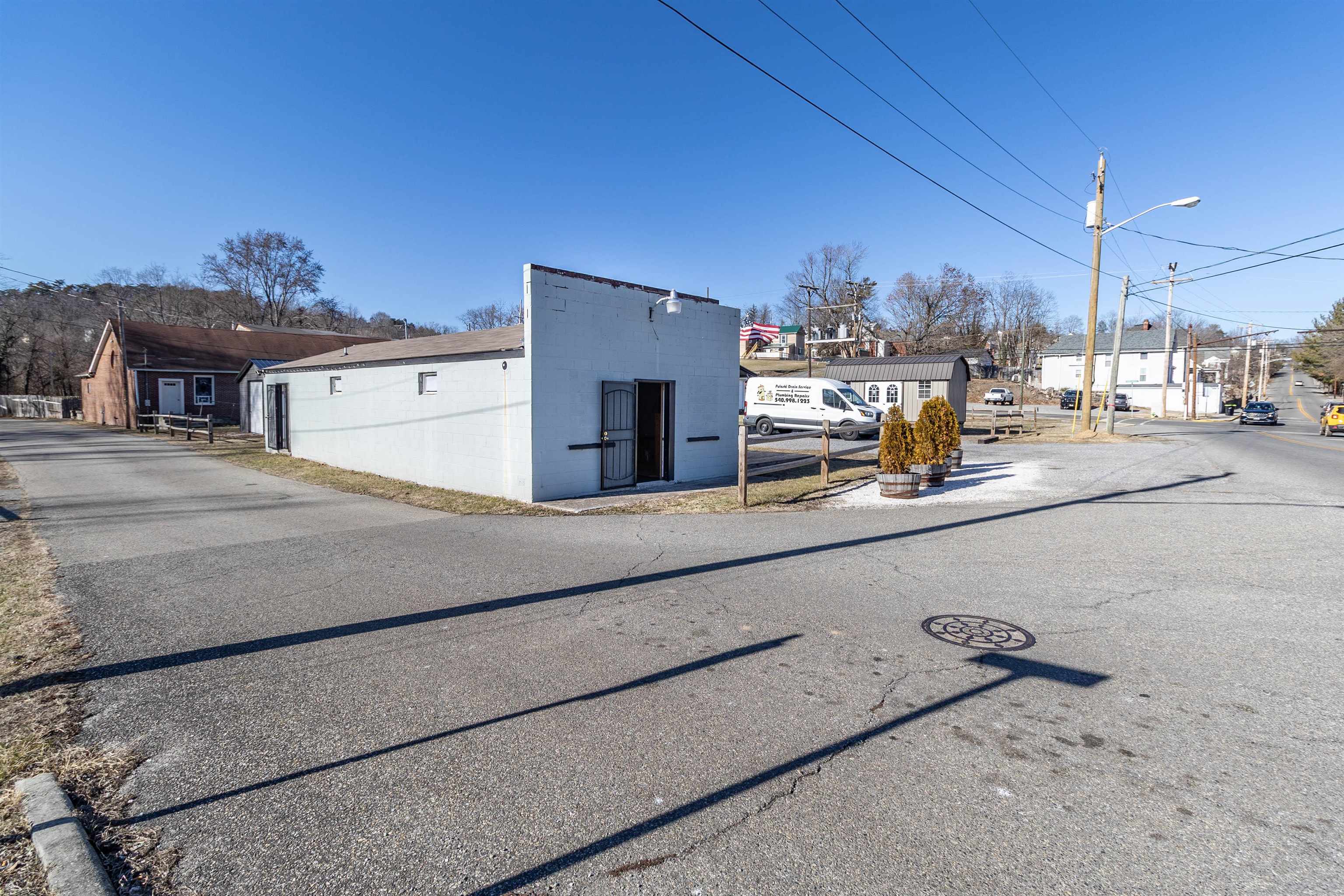 305 Johnson Street Pulaski VA 24301