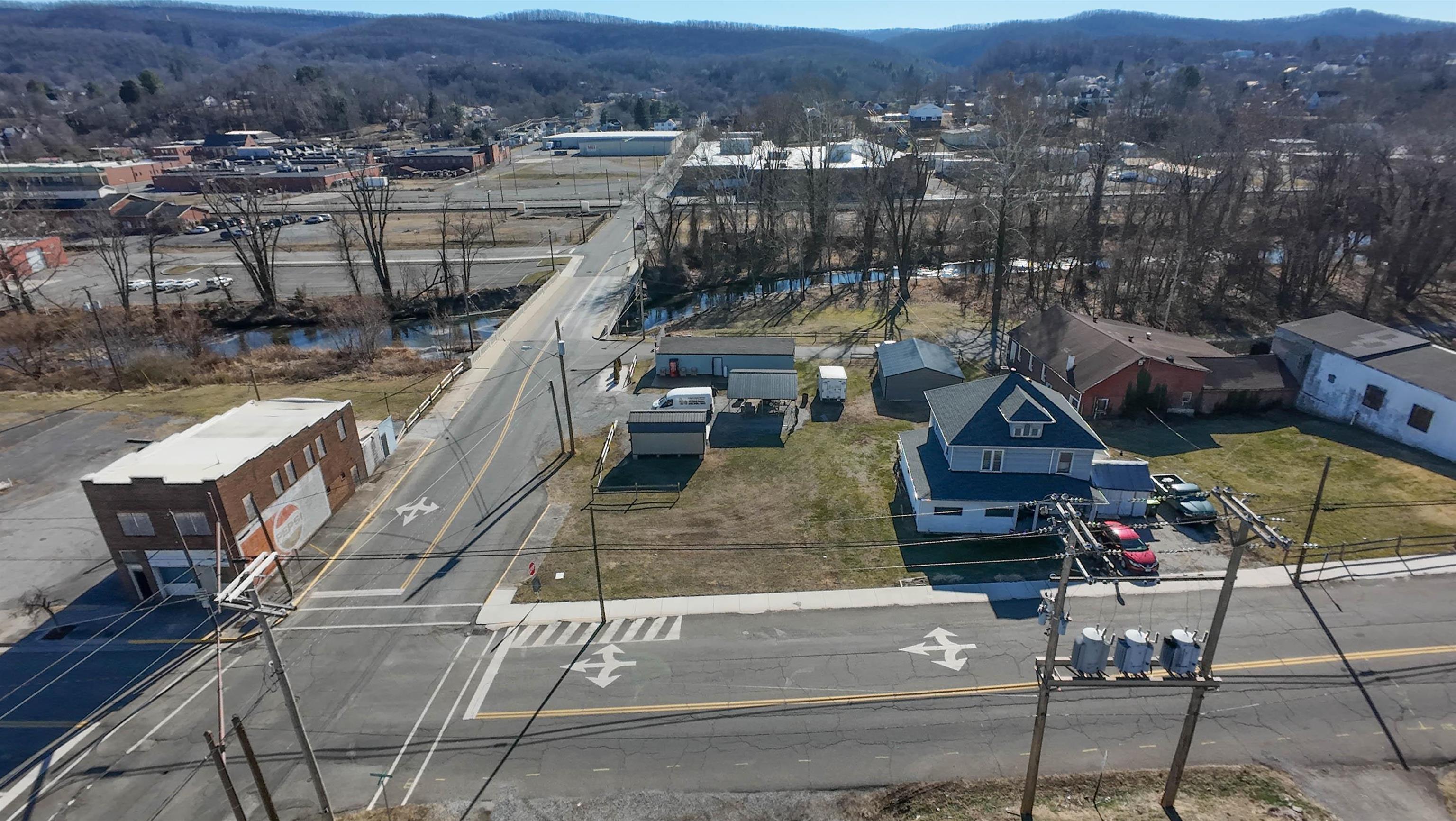 305 Johnson Street Pulaski VA 24301