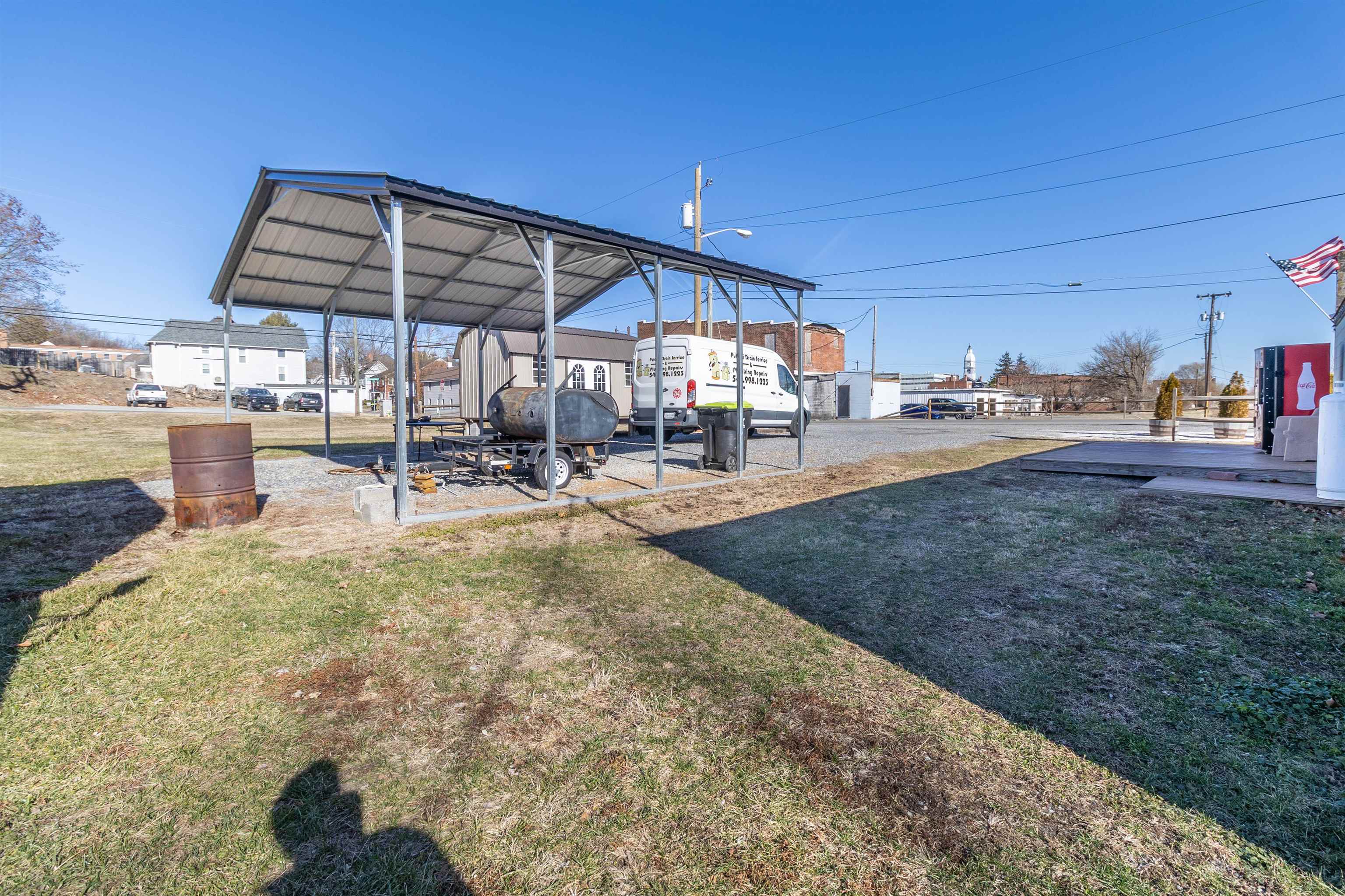 305 Johnson Street Pulaski VA 24301