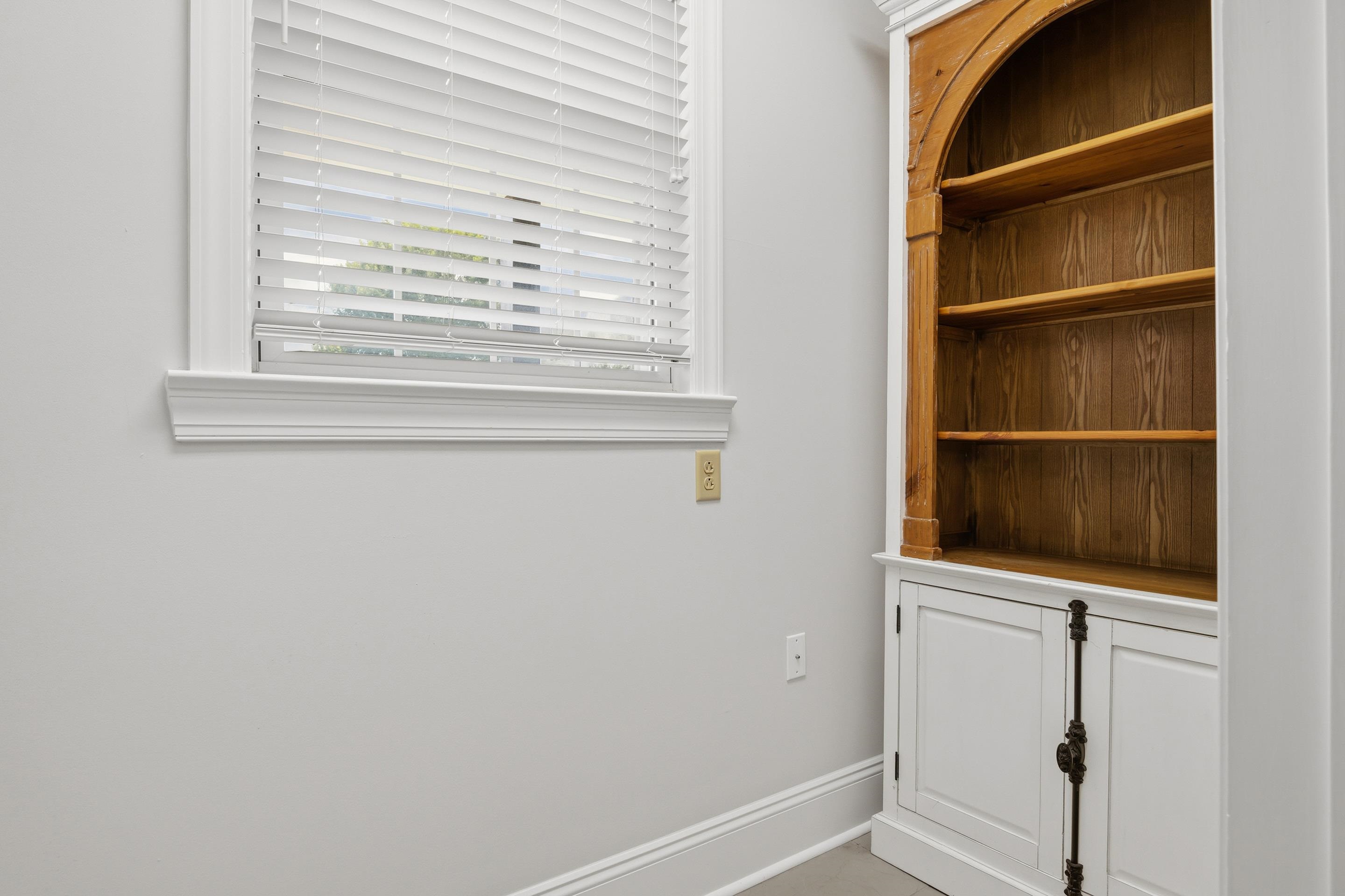 6245 University Park Drive Radford VA 24141