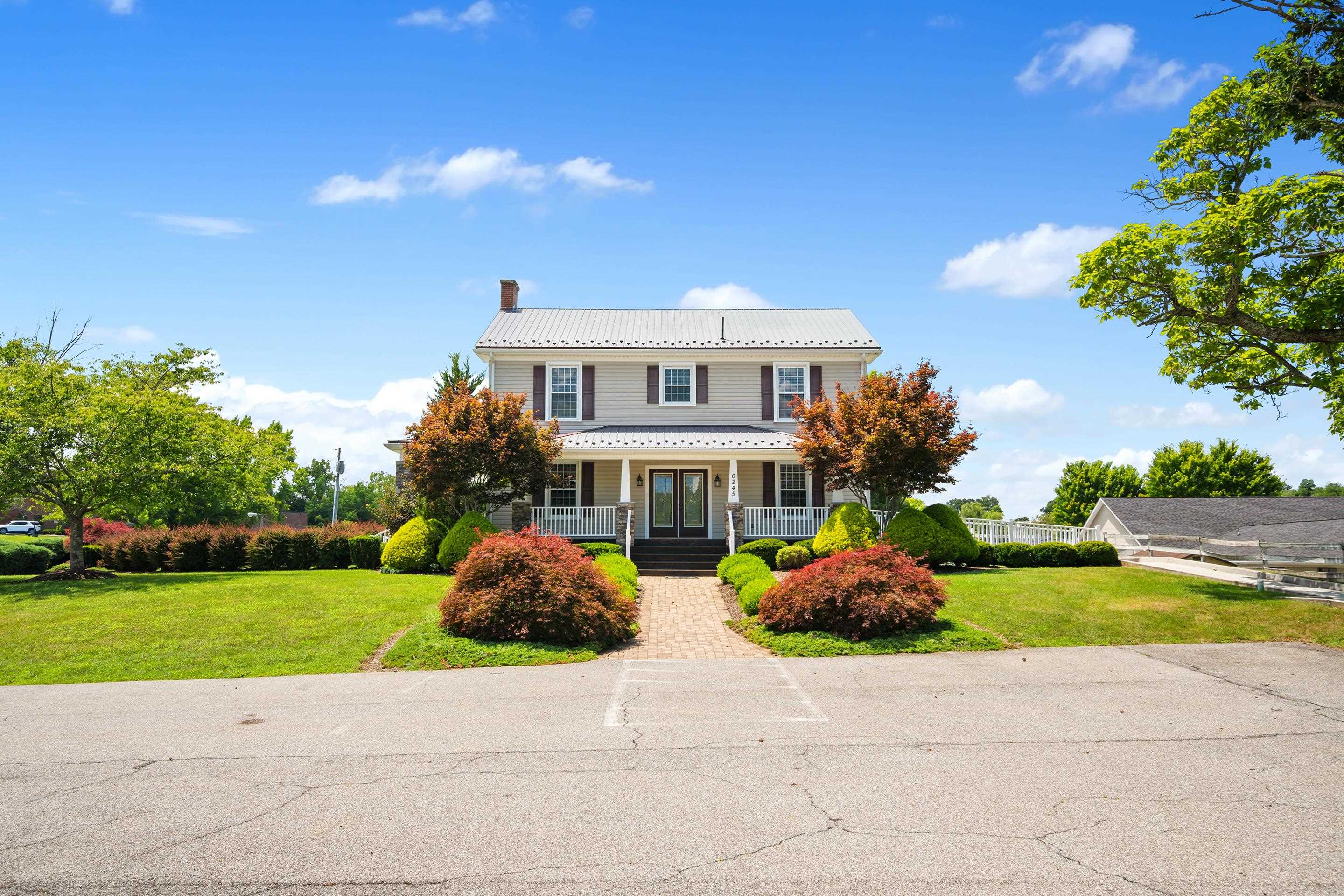6245 University Park Drive Radford VA 24141