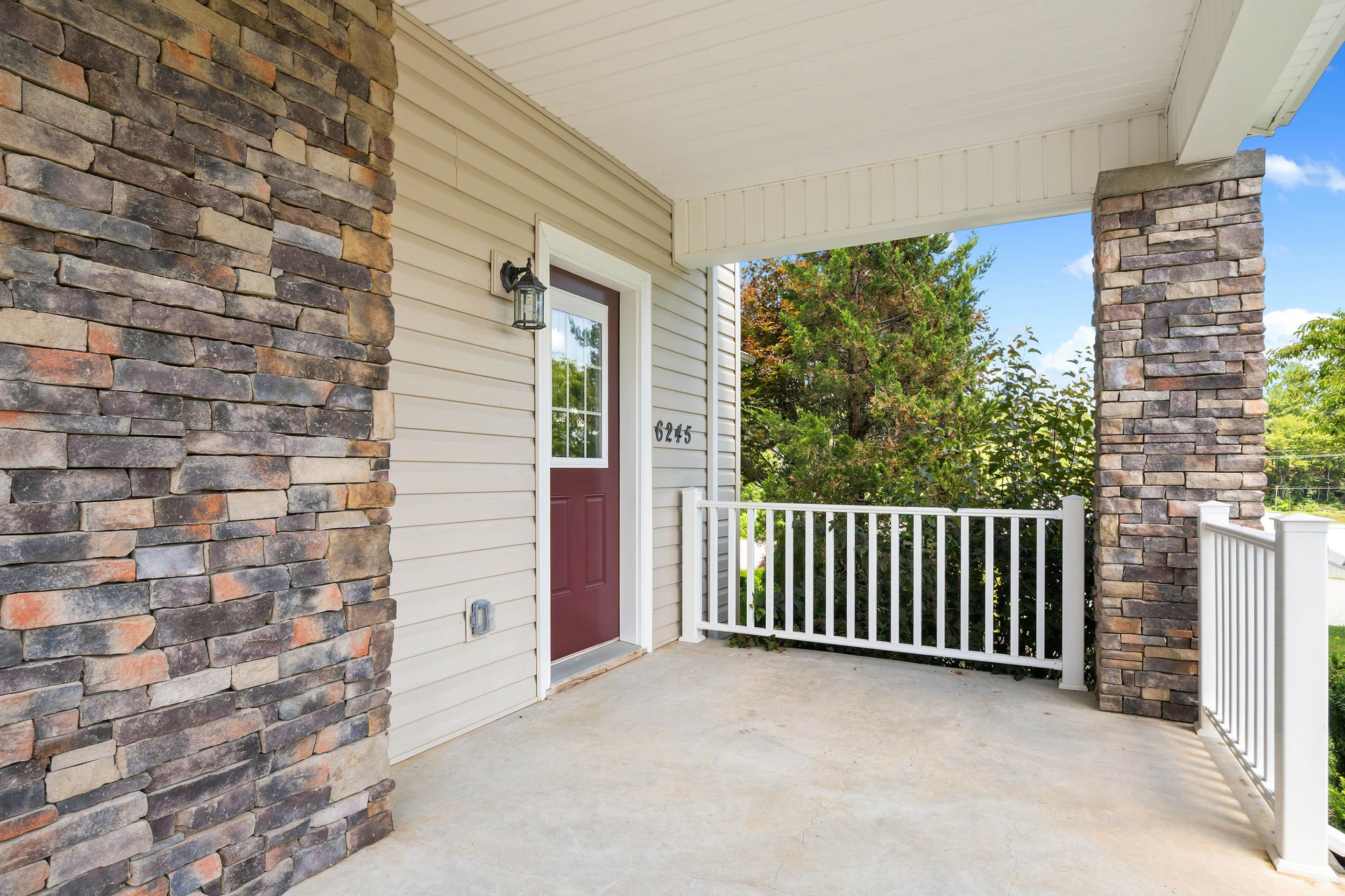 6245 University Park Drive Radford VA 24141