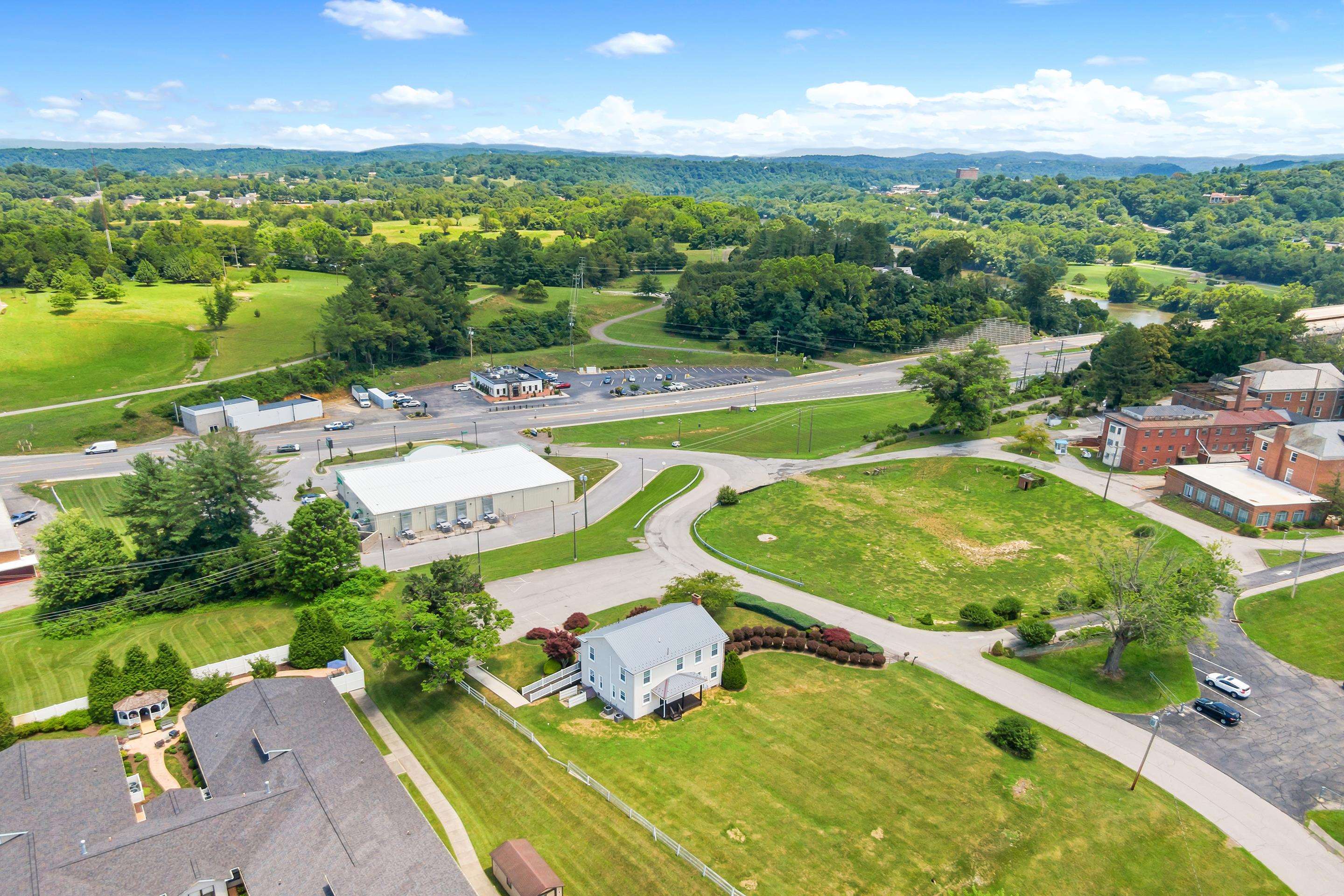 6245 University Park Drive Radford VA 24141