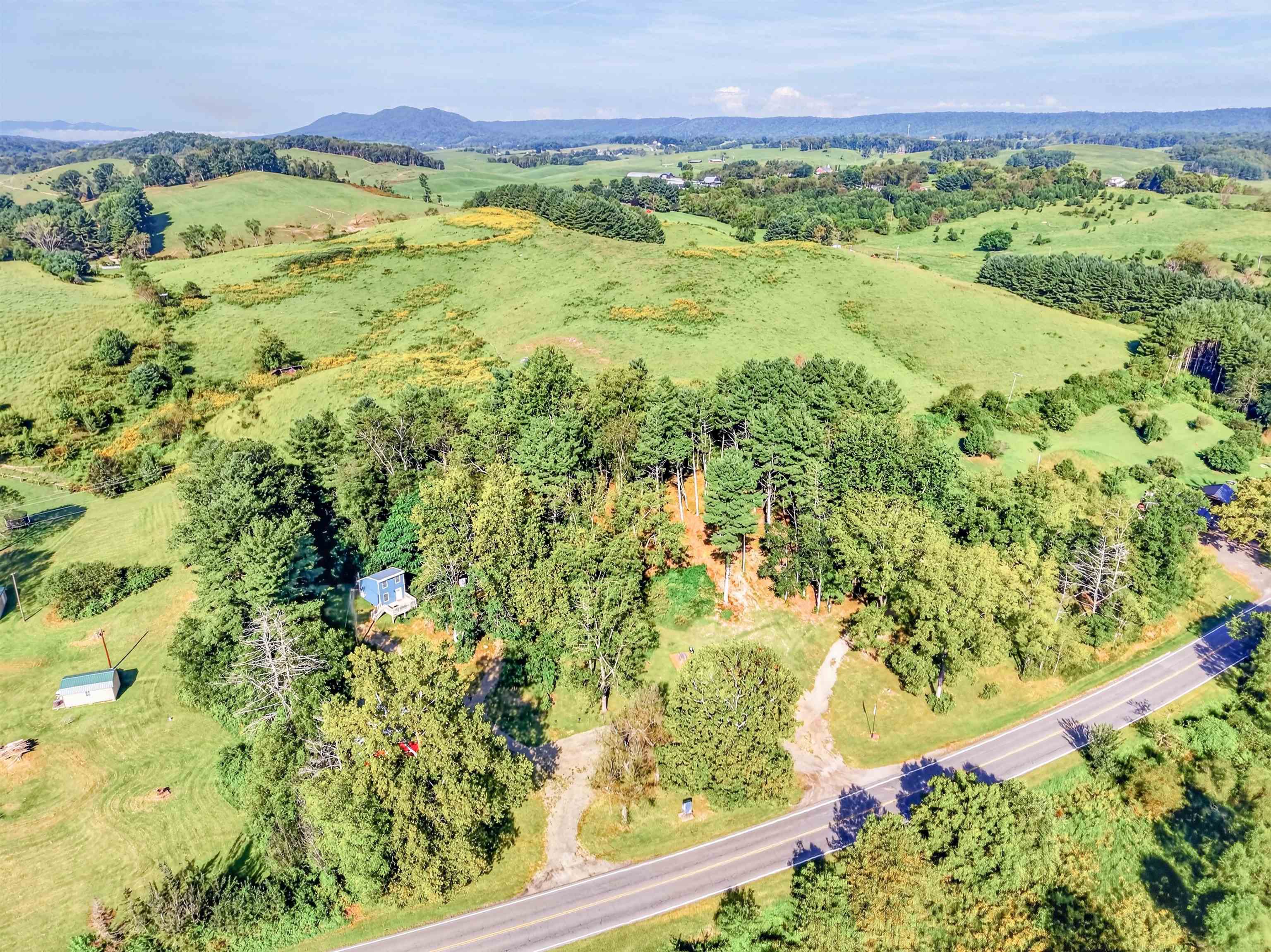 2277 Wysor Road Draper VA 24324