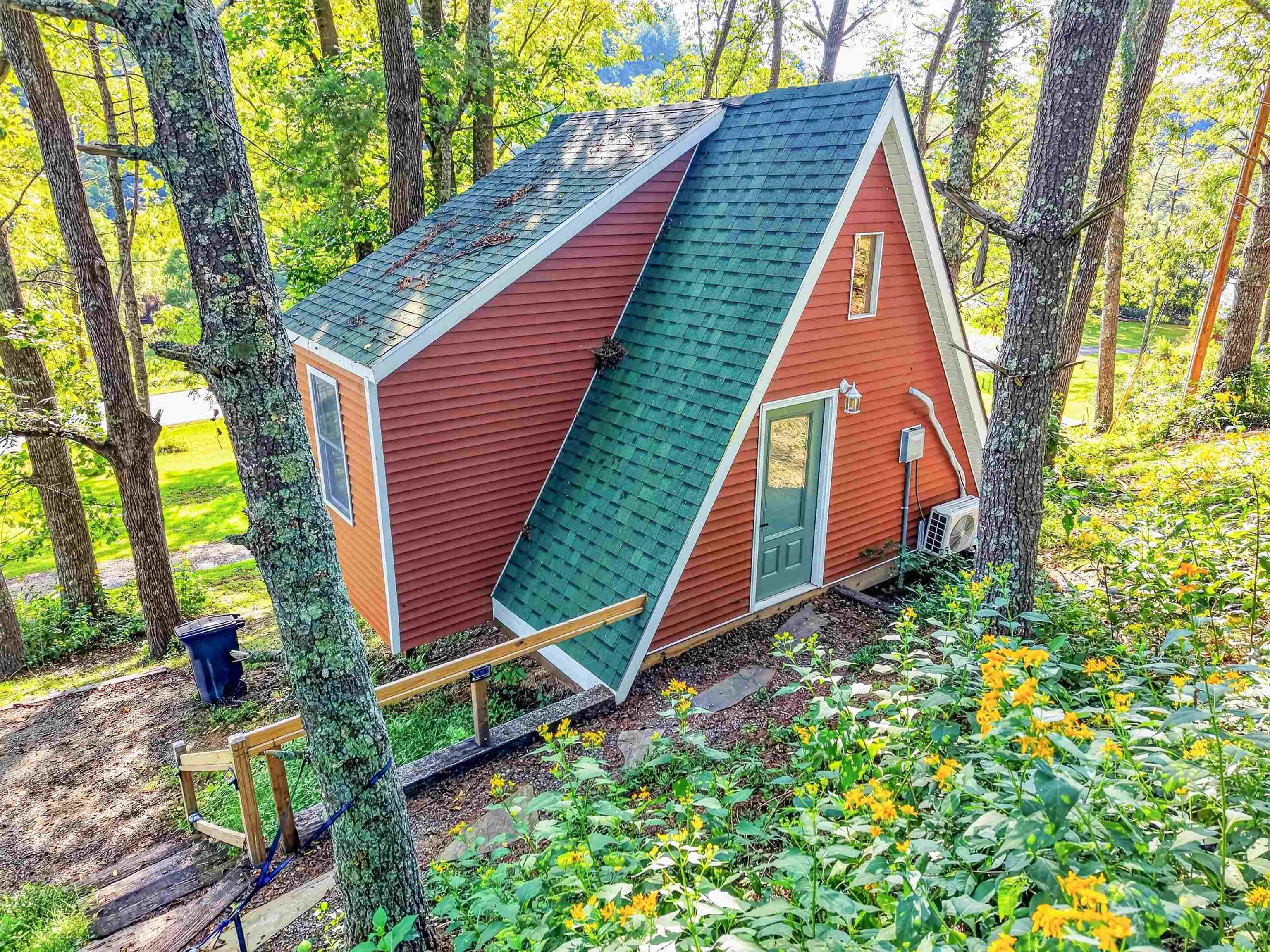2277 Wysor Road Draper VA 24324