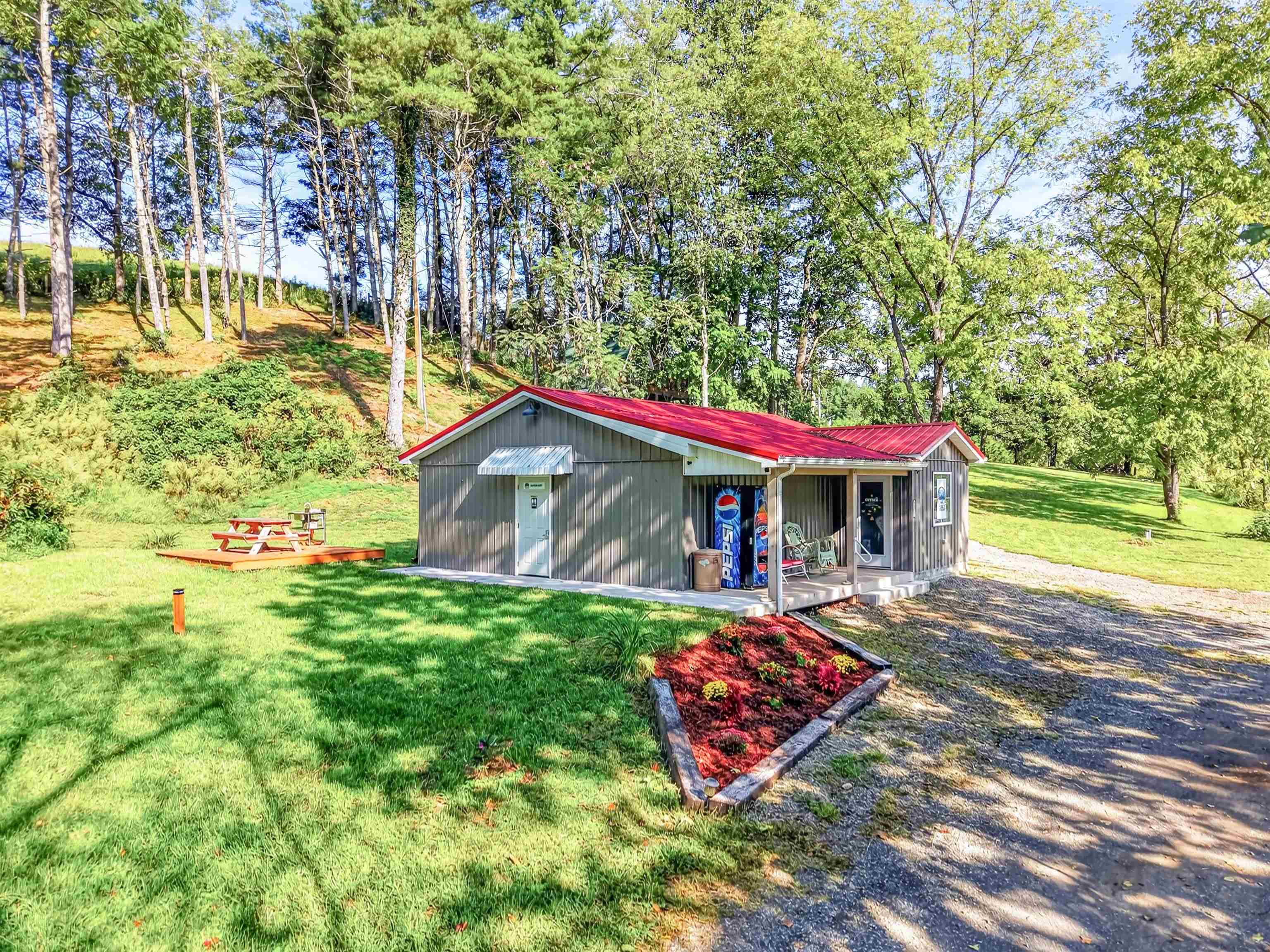 2277 Wysor Road Draper VA 24324