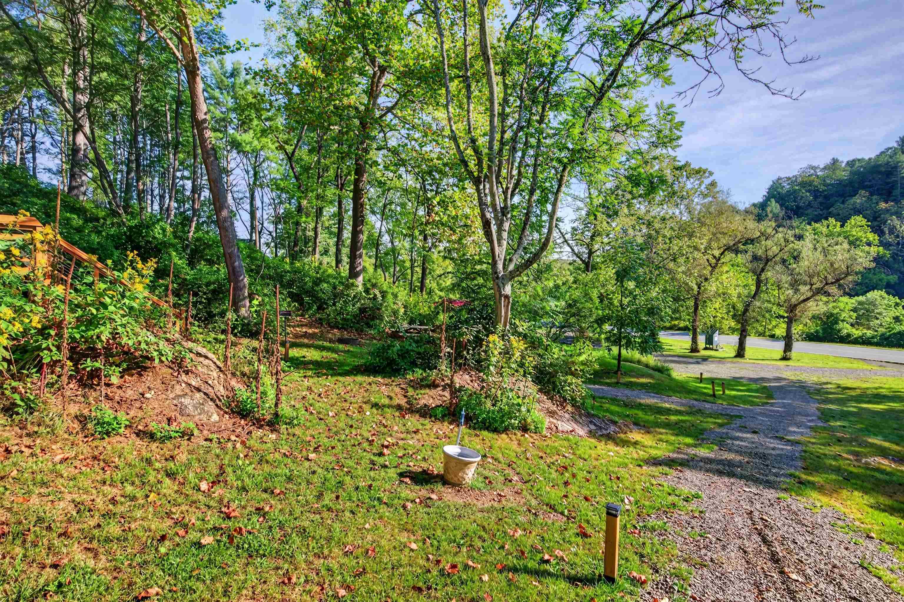 2277 Wysor Road Draper VA 24324