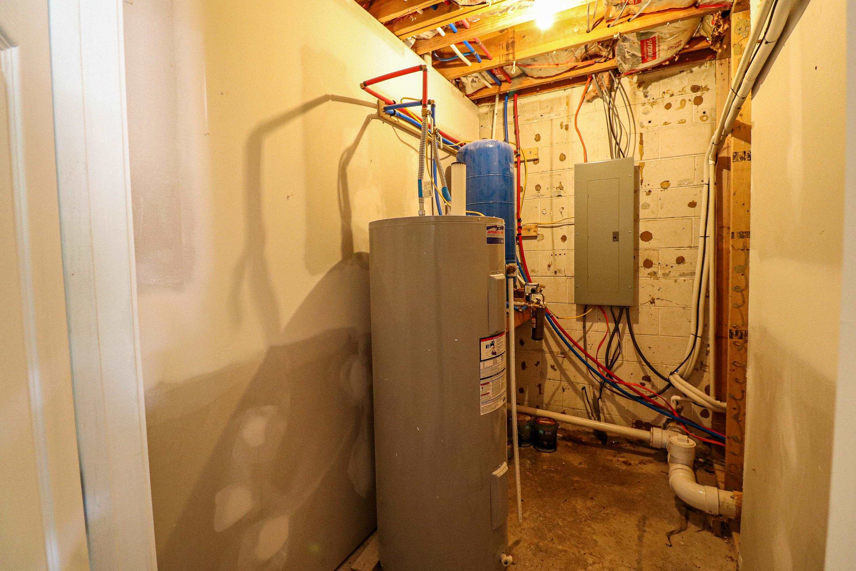 110 Merifield Road Willis VA 24380