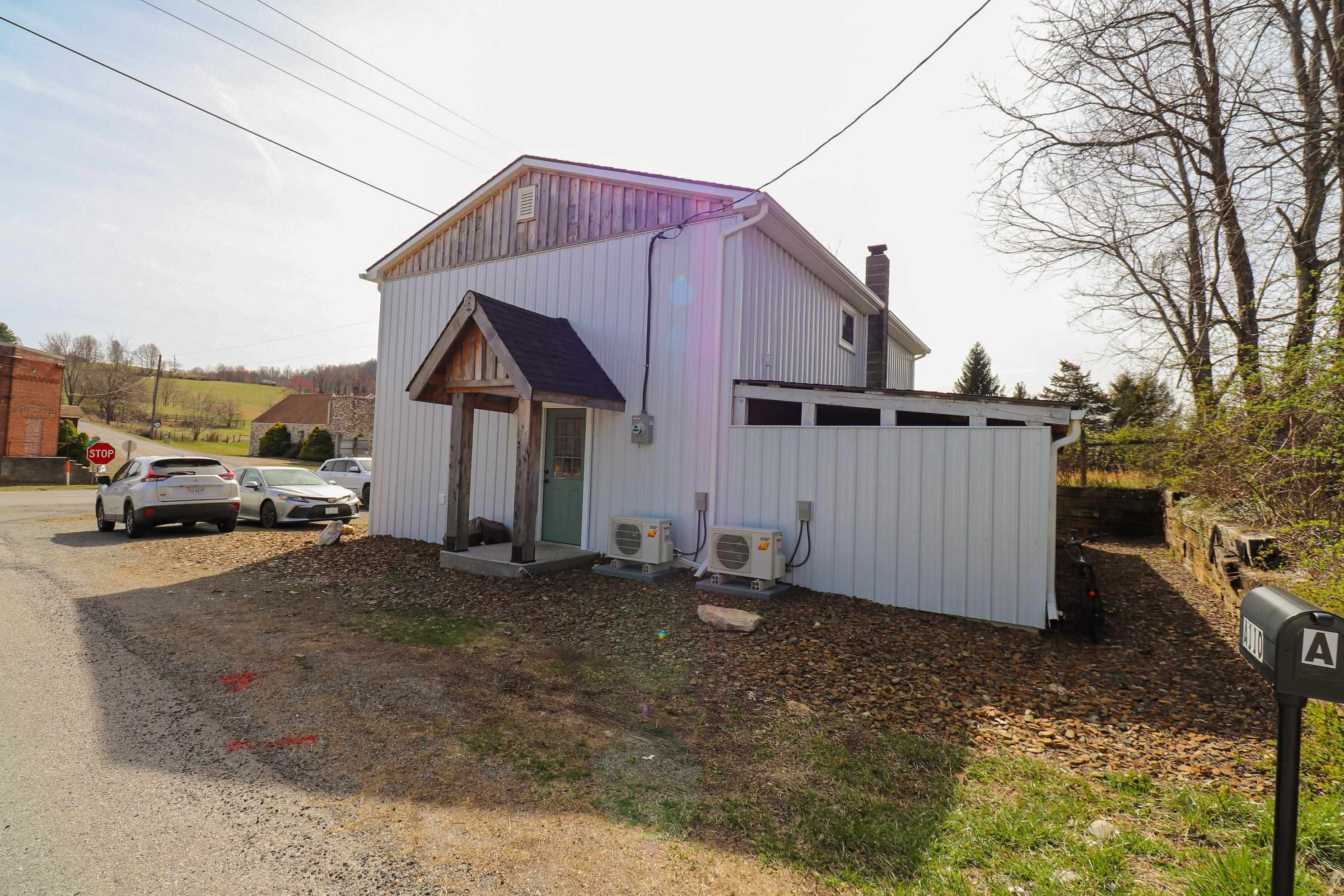 110 Merifield Road Willis VA 24380