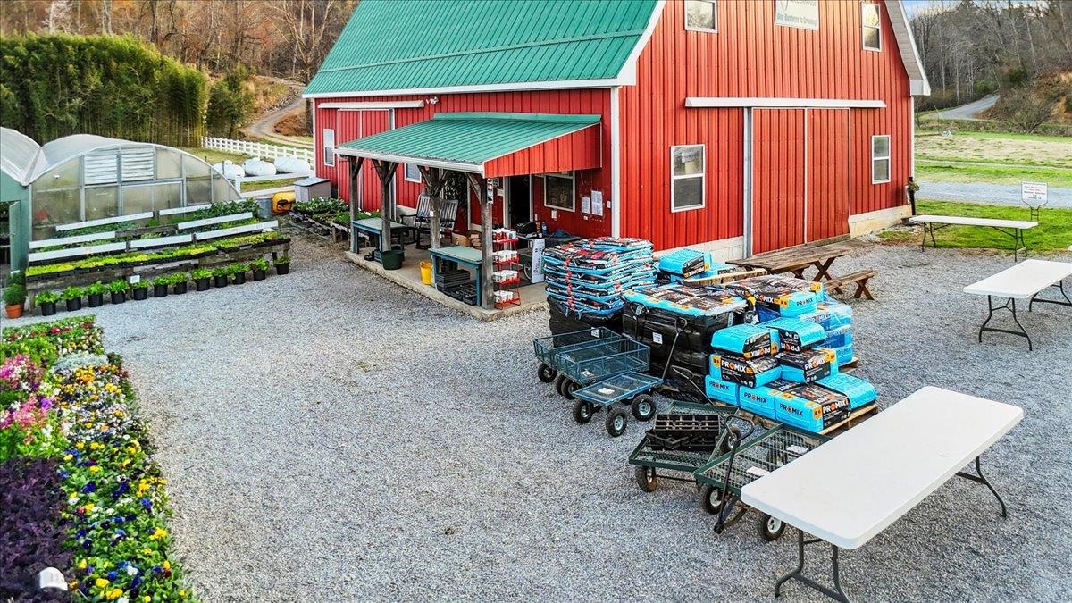 1356 Coopers Cove Road Hardy VA 24101